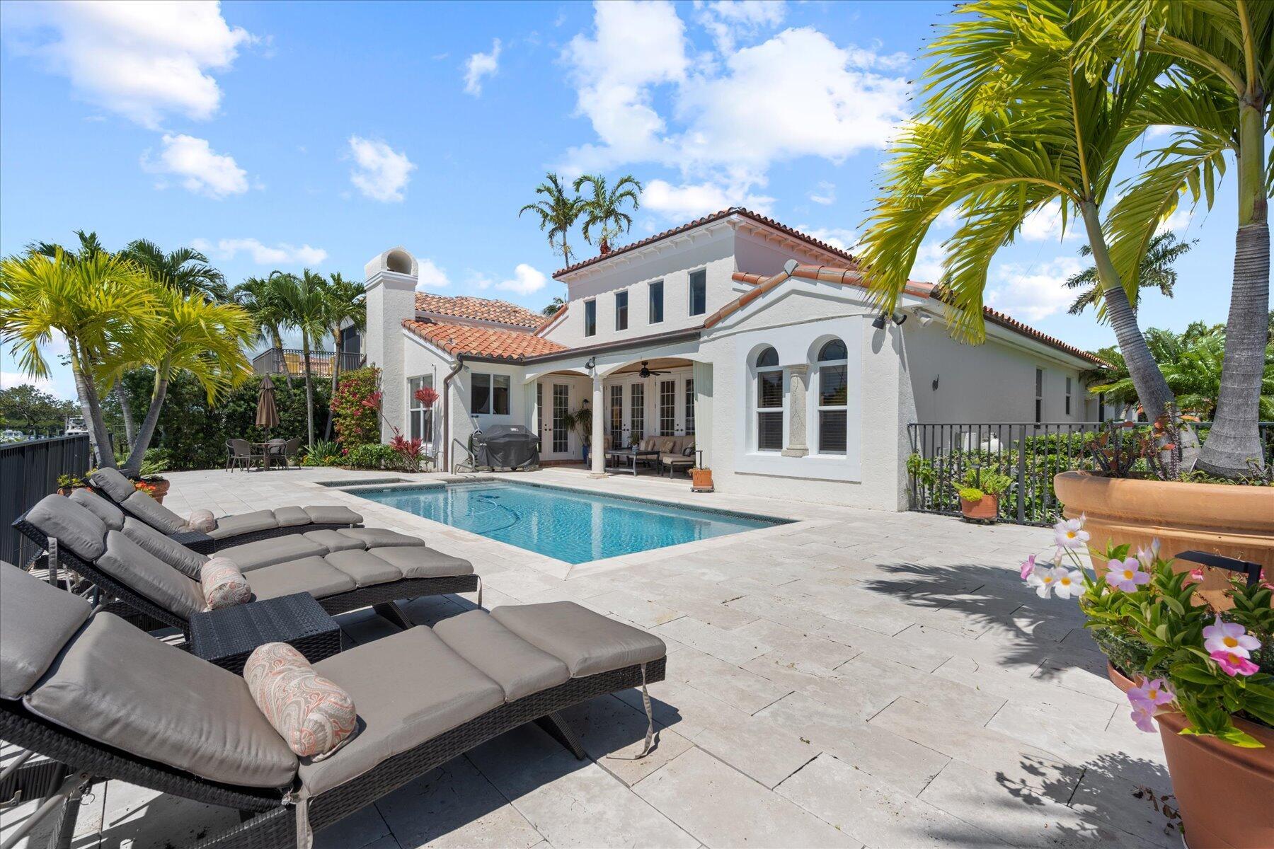 BARROW ISLAND AT JONATHANS LANDING - Residential