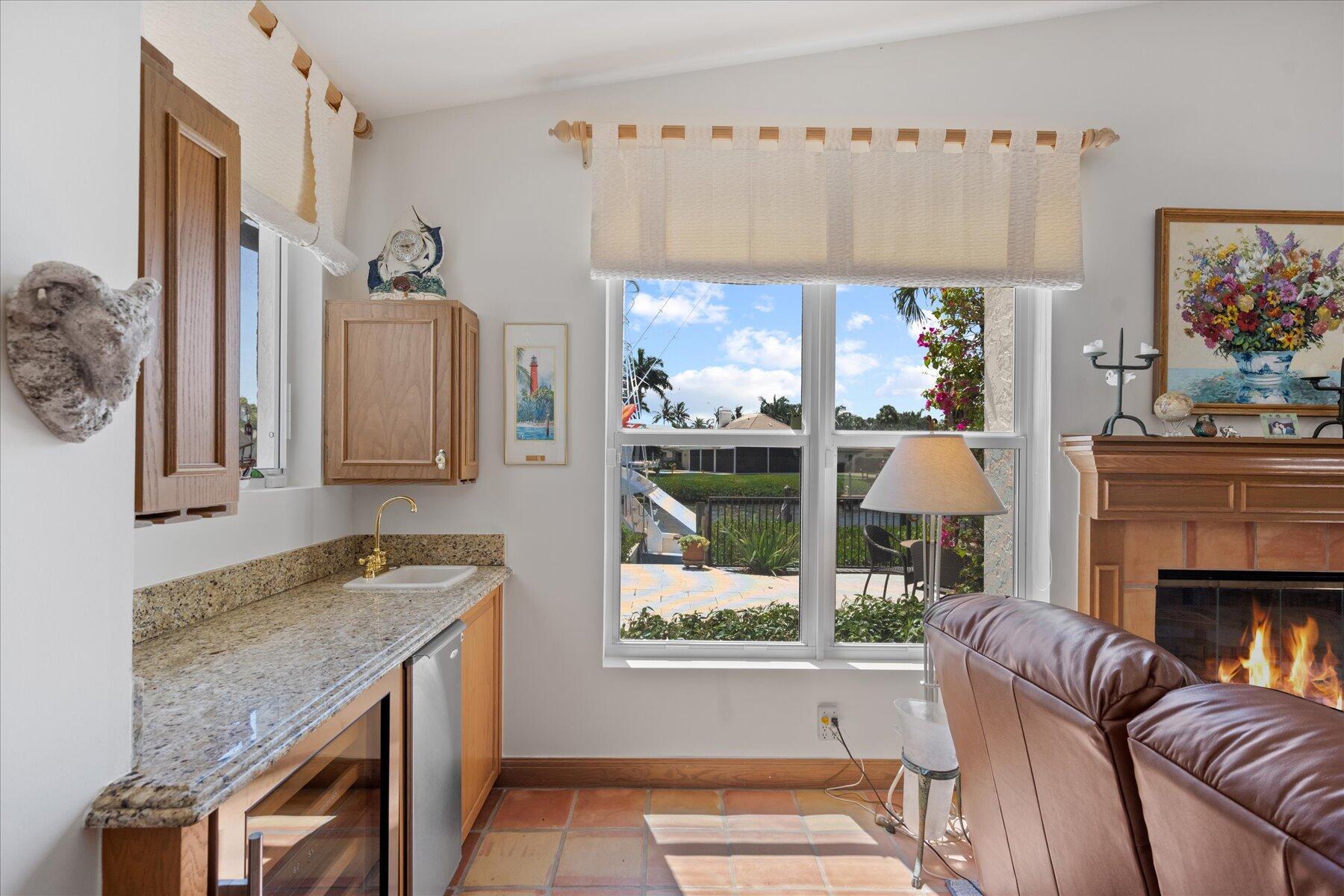 BARROW ISLAND AT JONATHANS LANDING - Residential