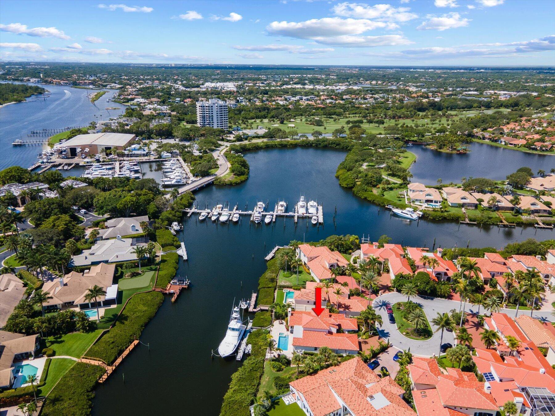 BARROW ISLAND AT JONATHANS LANDING - Residential