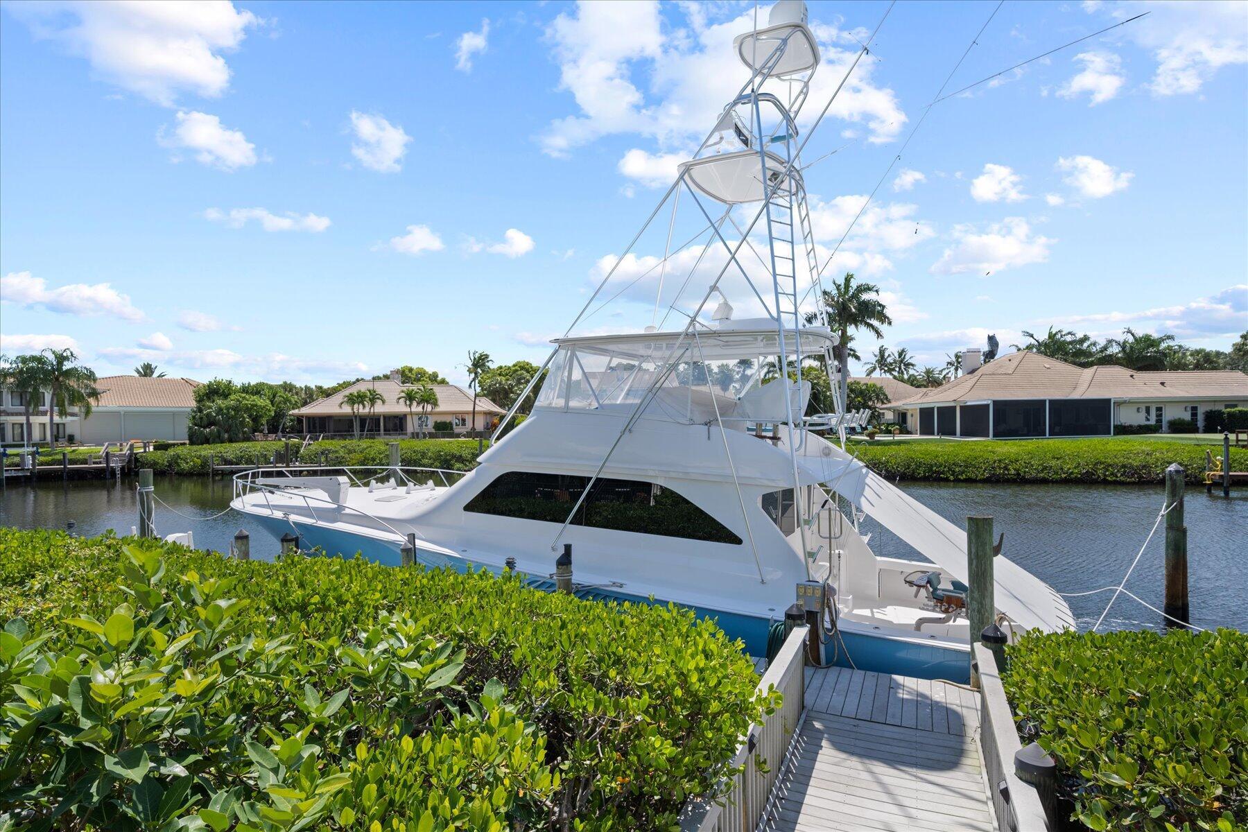 BARROW ISLAND AT JONATHANS LANDING - Residential