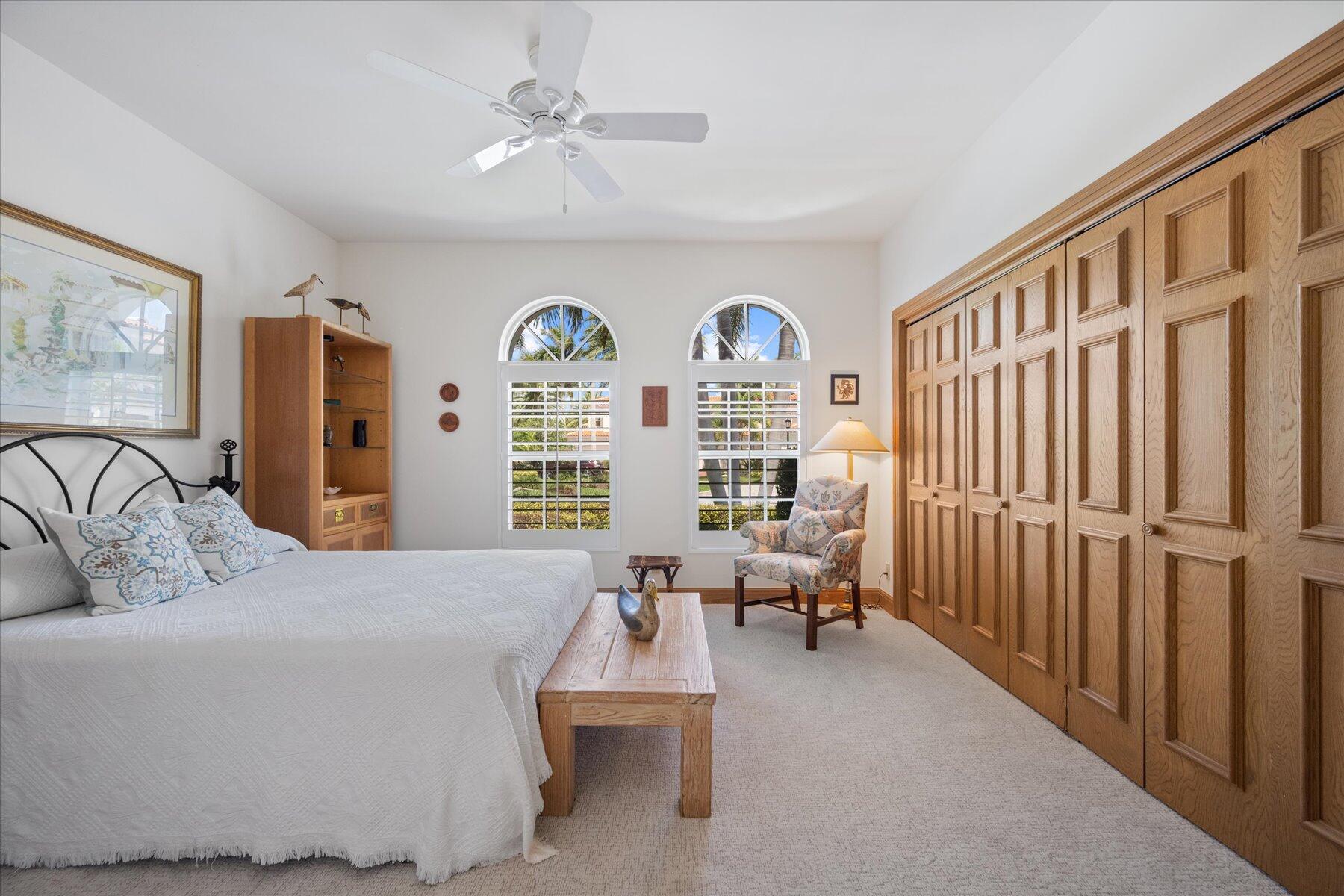 BARROW ISLAND AT JONATHANS LANDING - Residential
