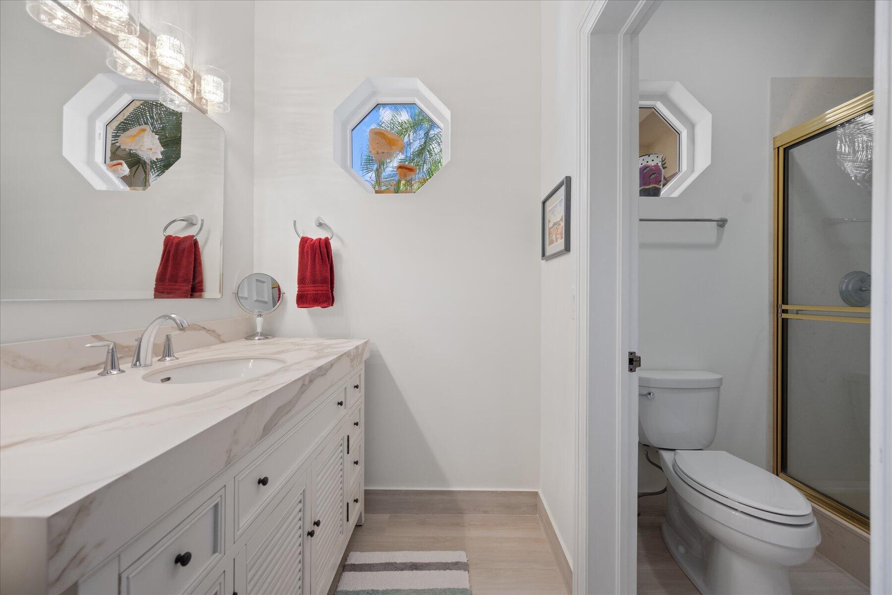 BARROW ISLAND AT JONATHANS LANDING - Residential