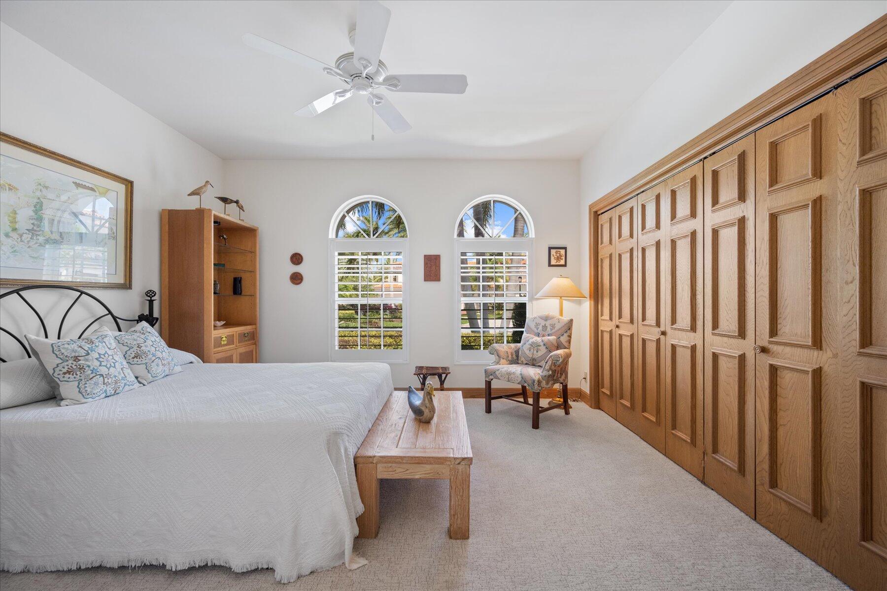 BARROW ISLAND AT JONATHANS LANDING - Residential