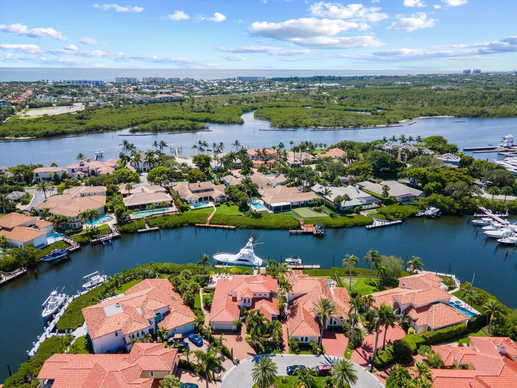 BARROW ISLAND AT JONATHANS LANDING - Residential