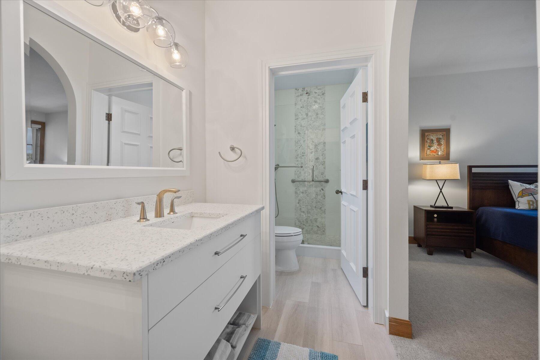 BARROW ISLAND AT JONATHANS LANDING - Residential