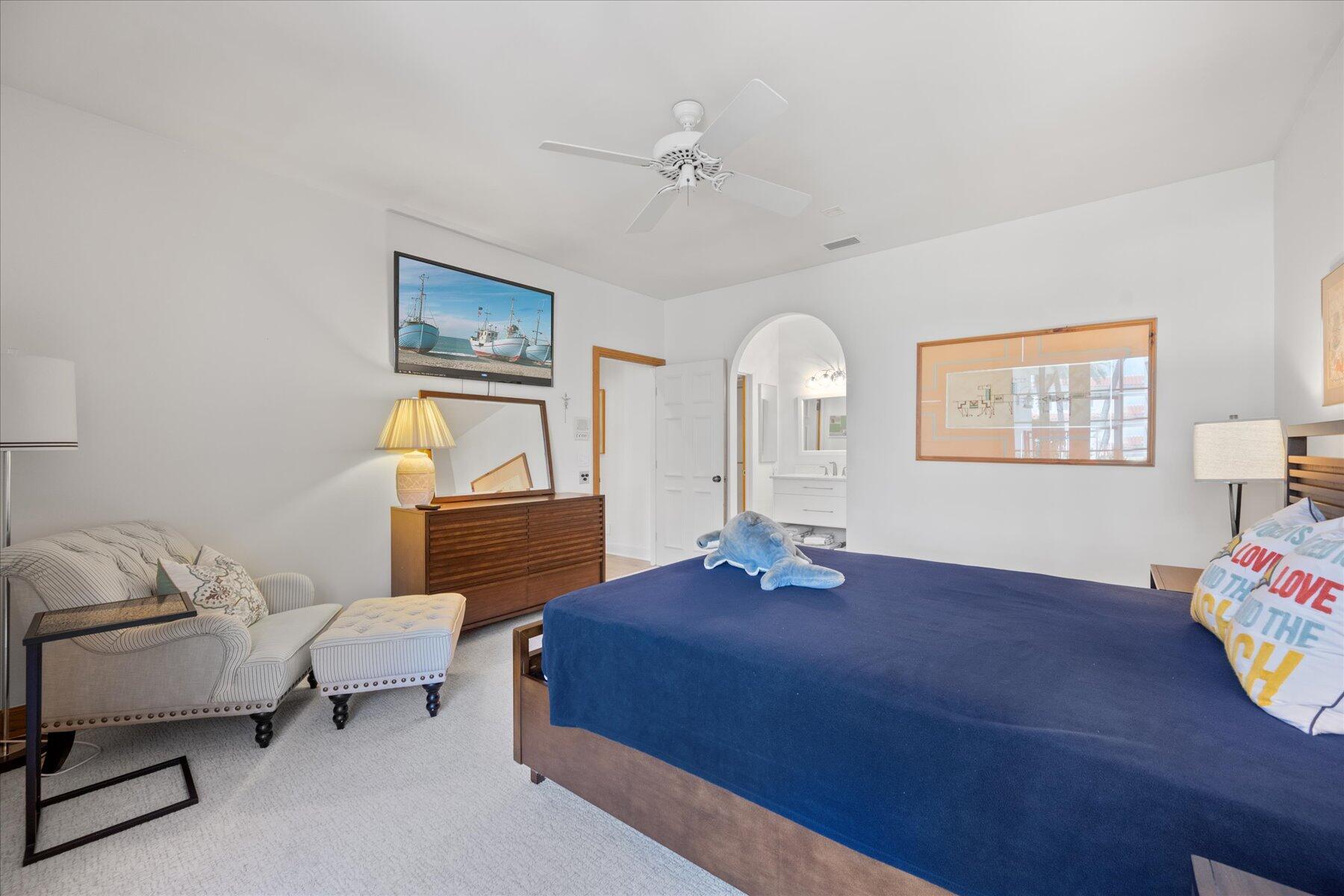 BARROW ISLAND AT JONATHANS LANDING - Residential