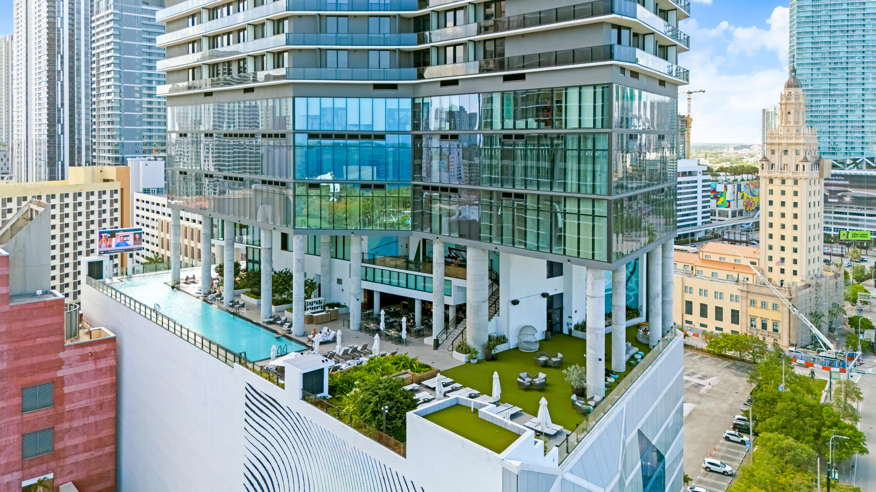THE ELSER - Residential