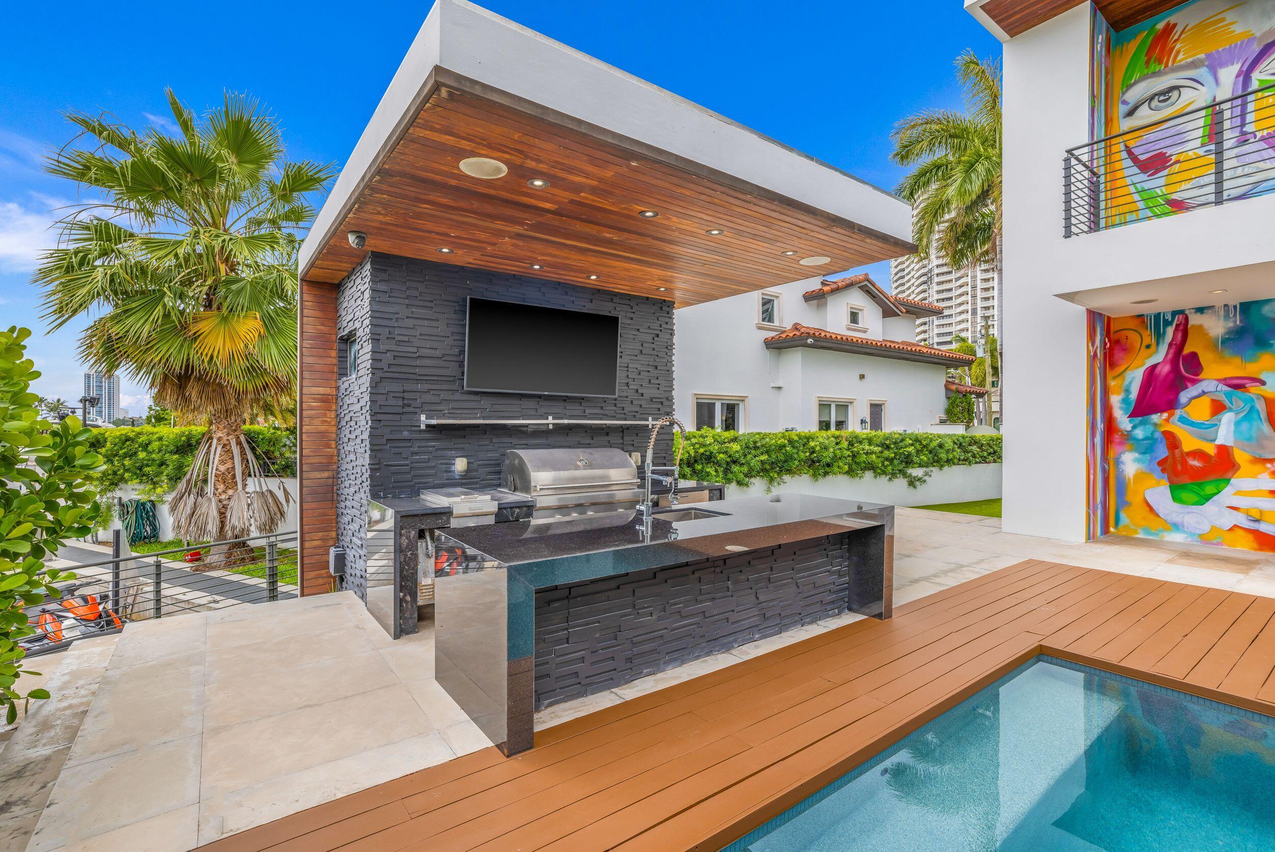 EASTERN SHORES 1ST ADDN - Residential