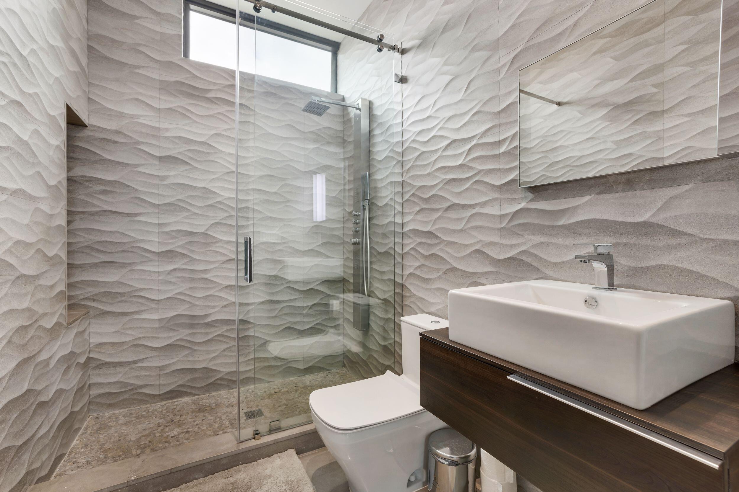 EASTERN SHORES 1ST ADDN - Residential