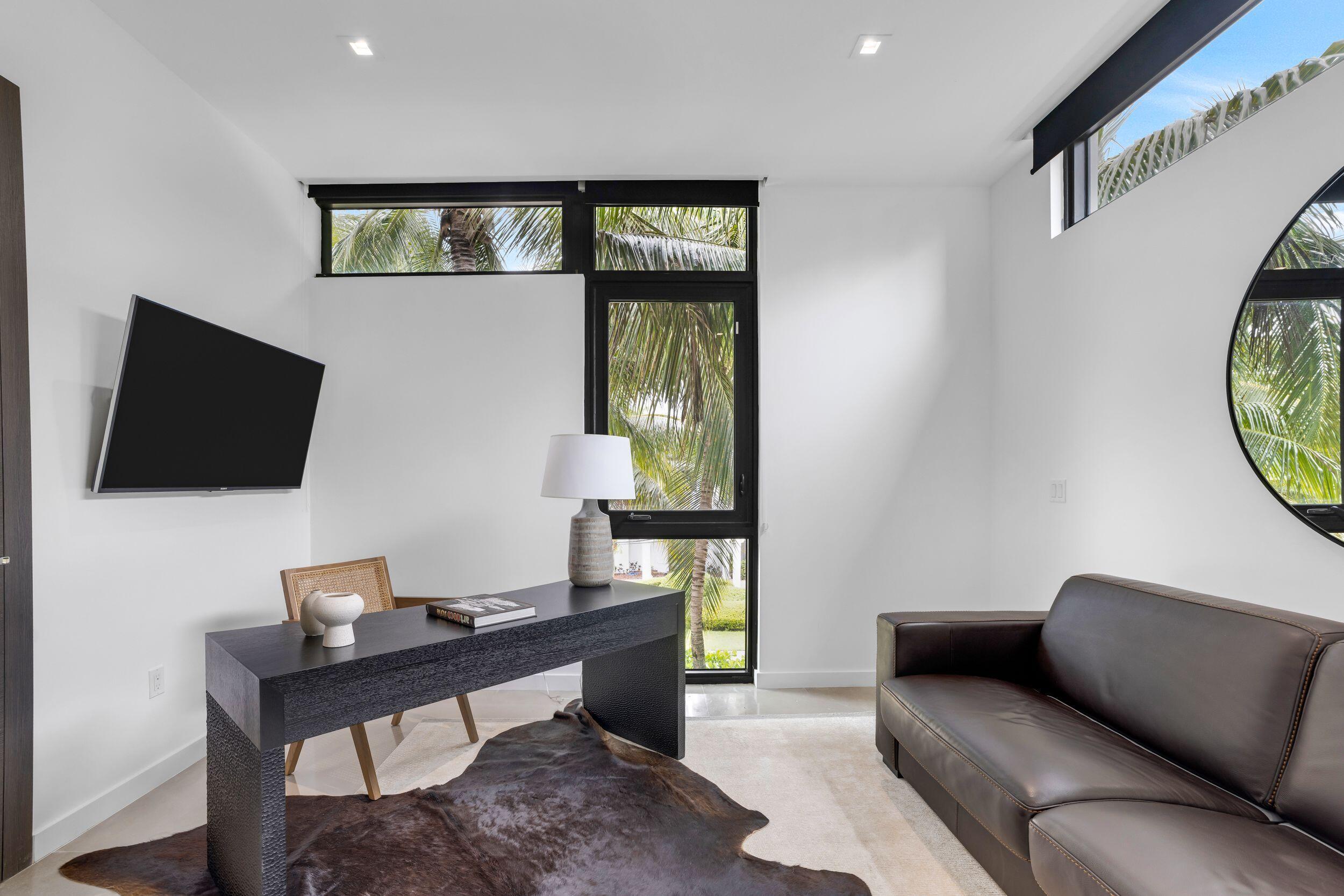 EASTERN SHORES 1ST ADDN - Residential