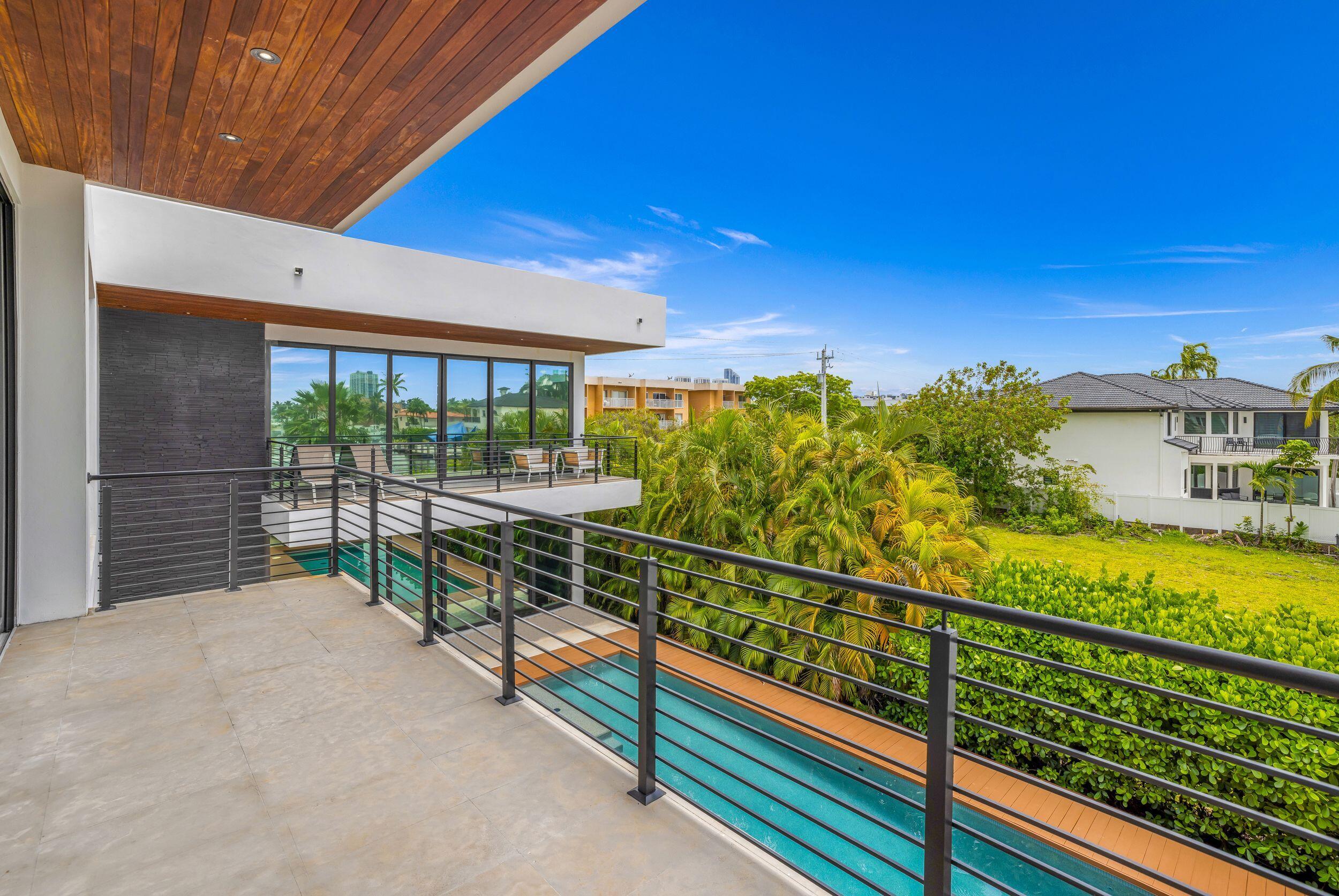 EASTERN SHORES 1ST ADDN - Residential