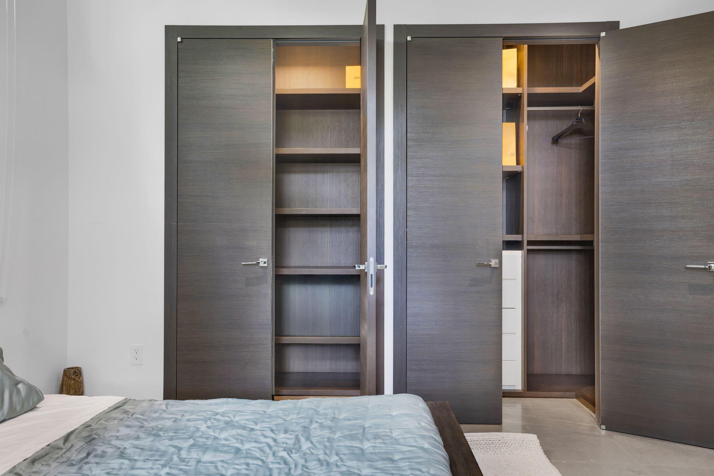 EASTERN SHORES 1ST ADDN - Residential