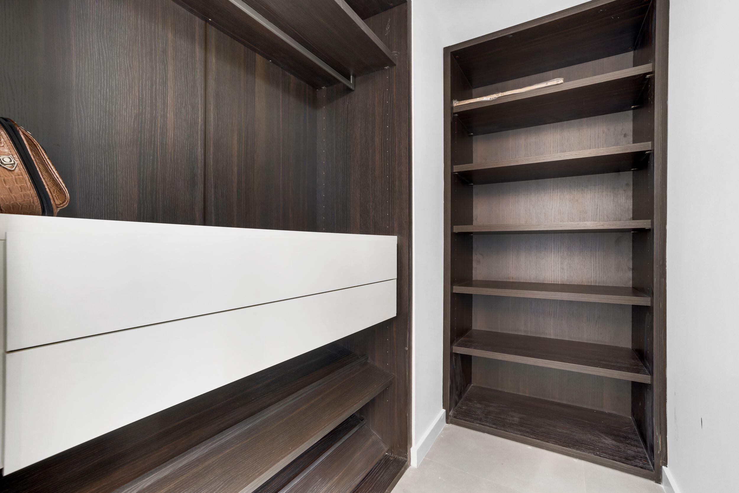 EASTERN SHORES 1ST ADDN - Residential