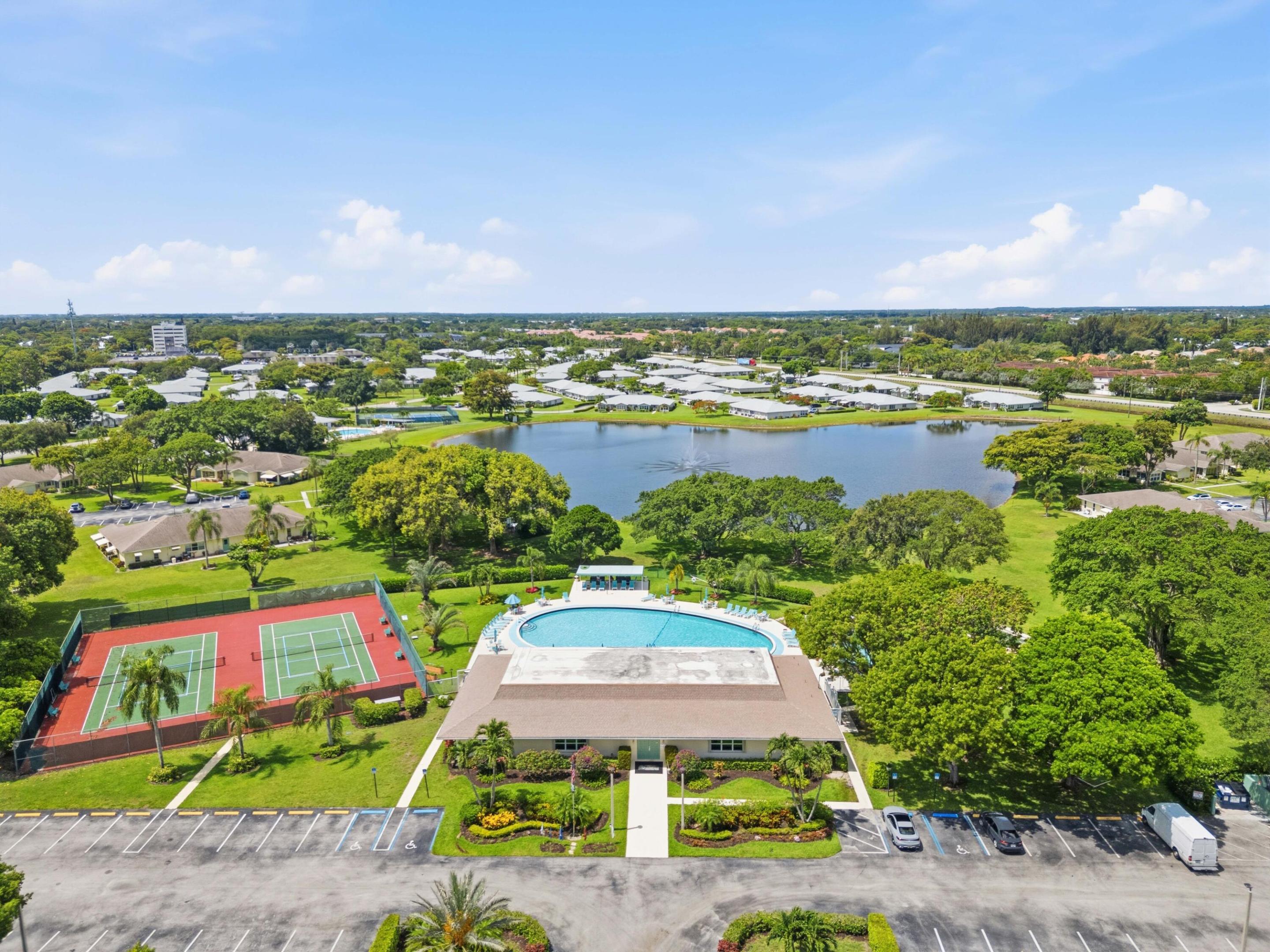 HIGH POINT OF DELRAY WEST CONDO SEC 1&2 - Residential
