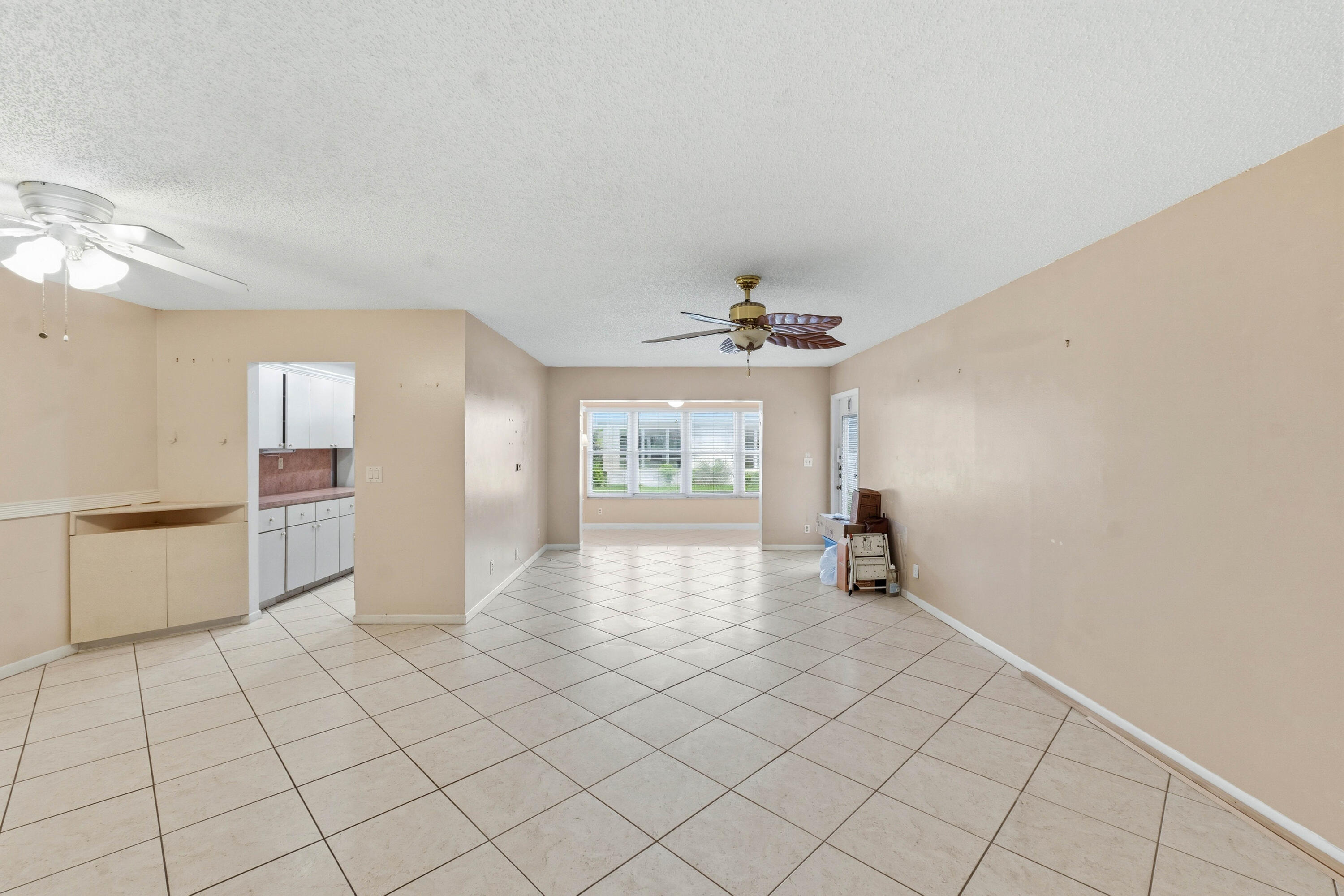HIGH POINT OF DELRAY WEST CONDO SEC 1&2 - Residential