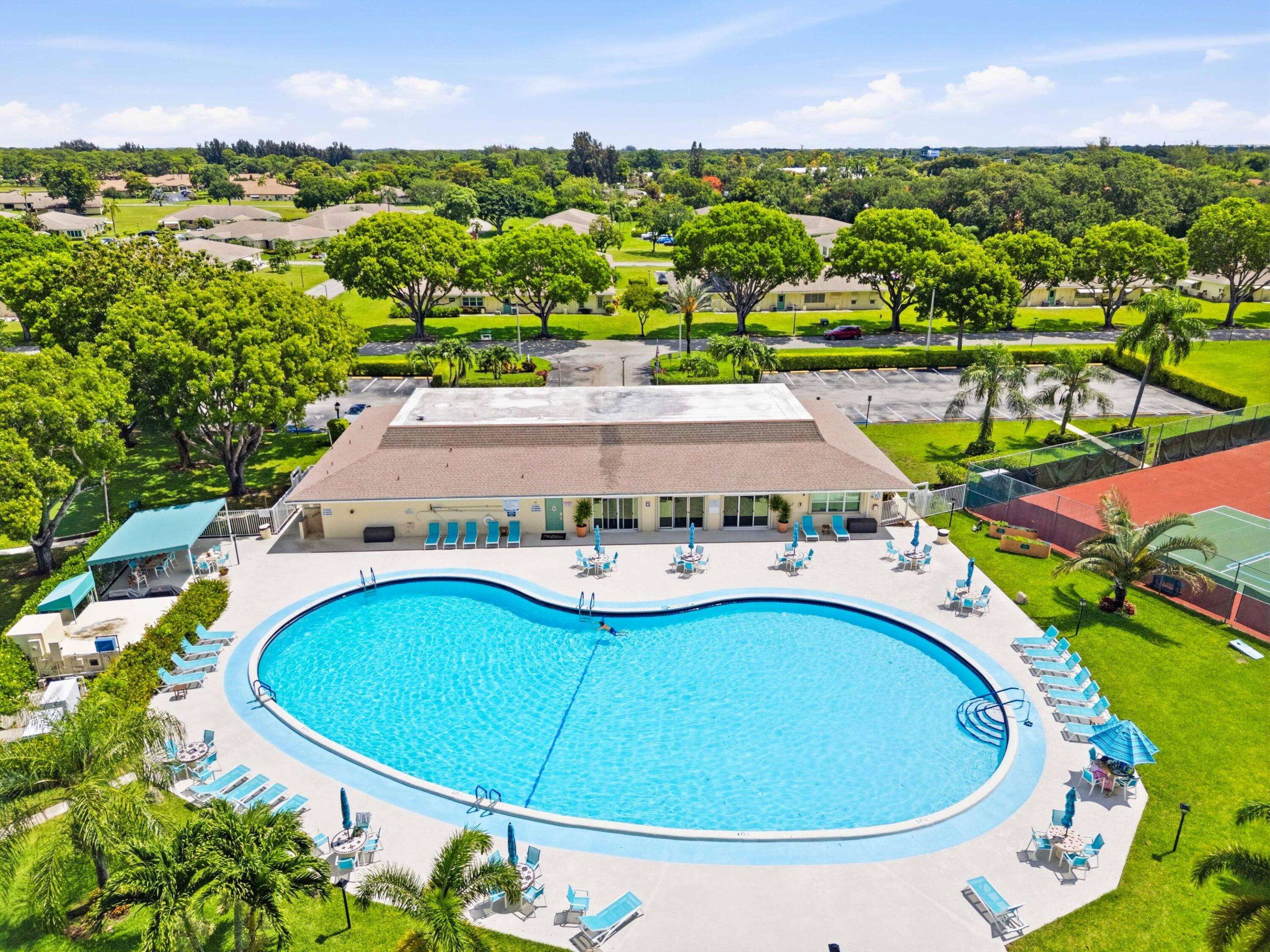 HIGH POINT OF DELRAY WEST CONDO SEC 1&2 - Residential