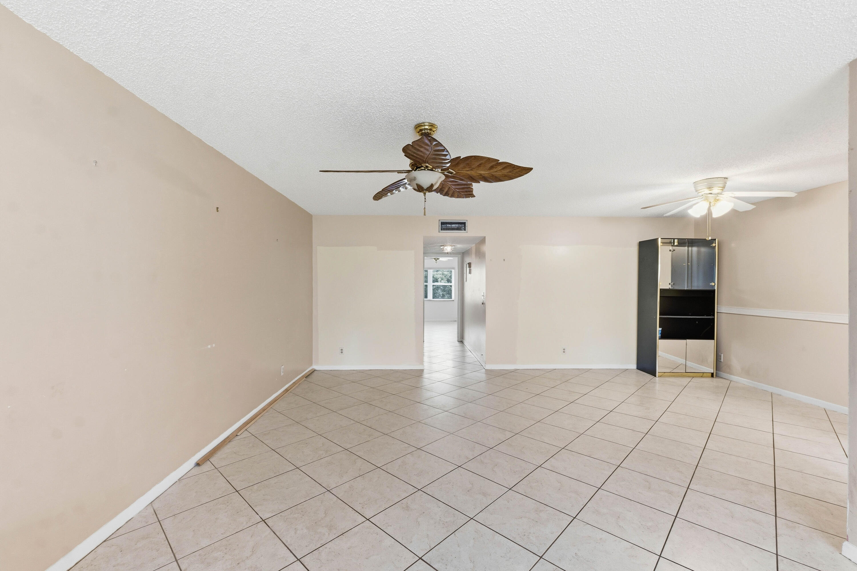 HIGH POINT OF DELRAY WEST CONDO SEC 1&2 - Residential