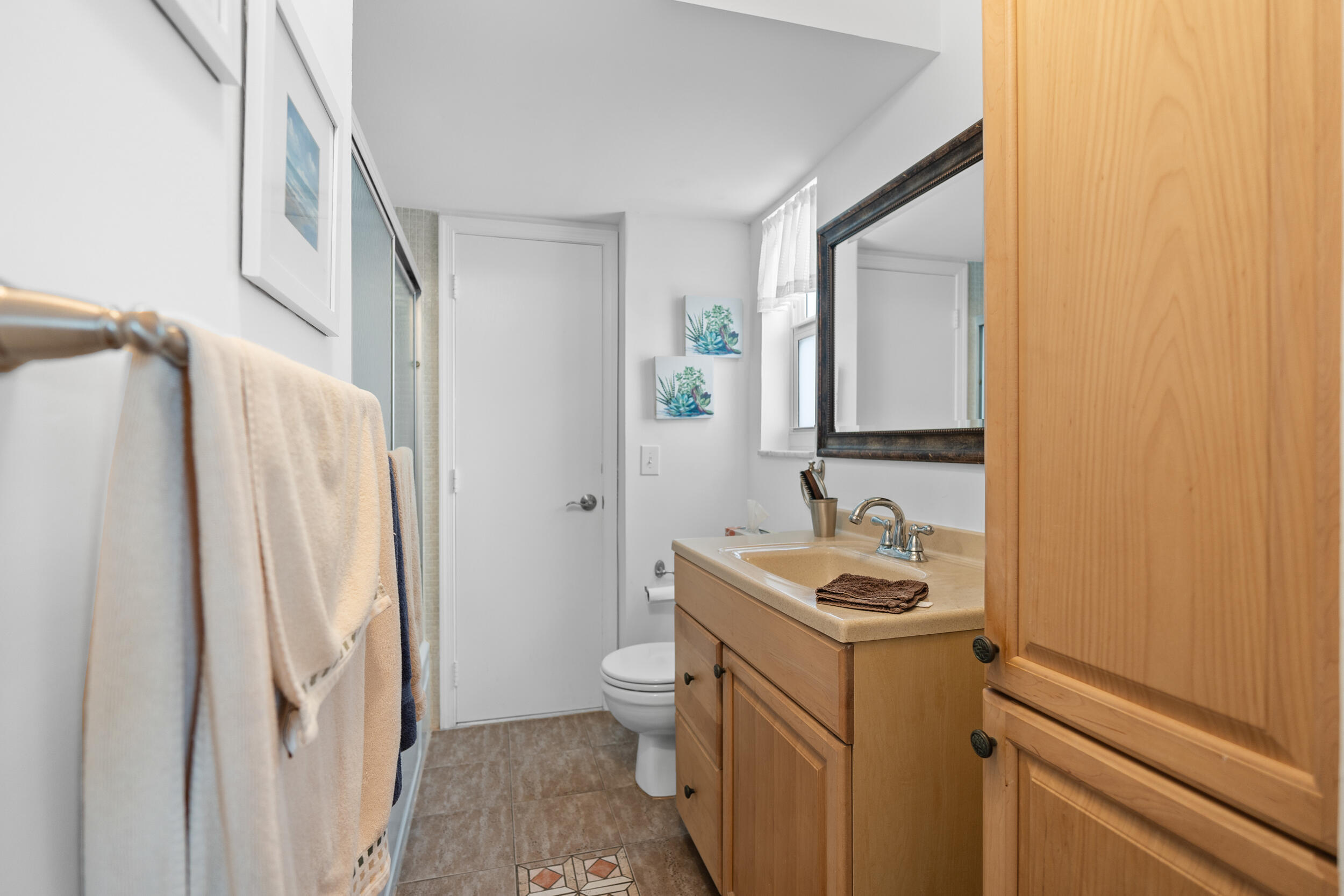 LEISURE BEACH CONDO - Residential