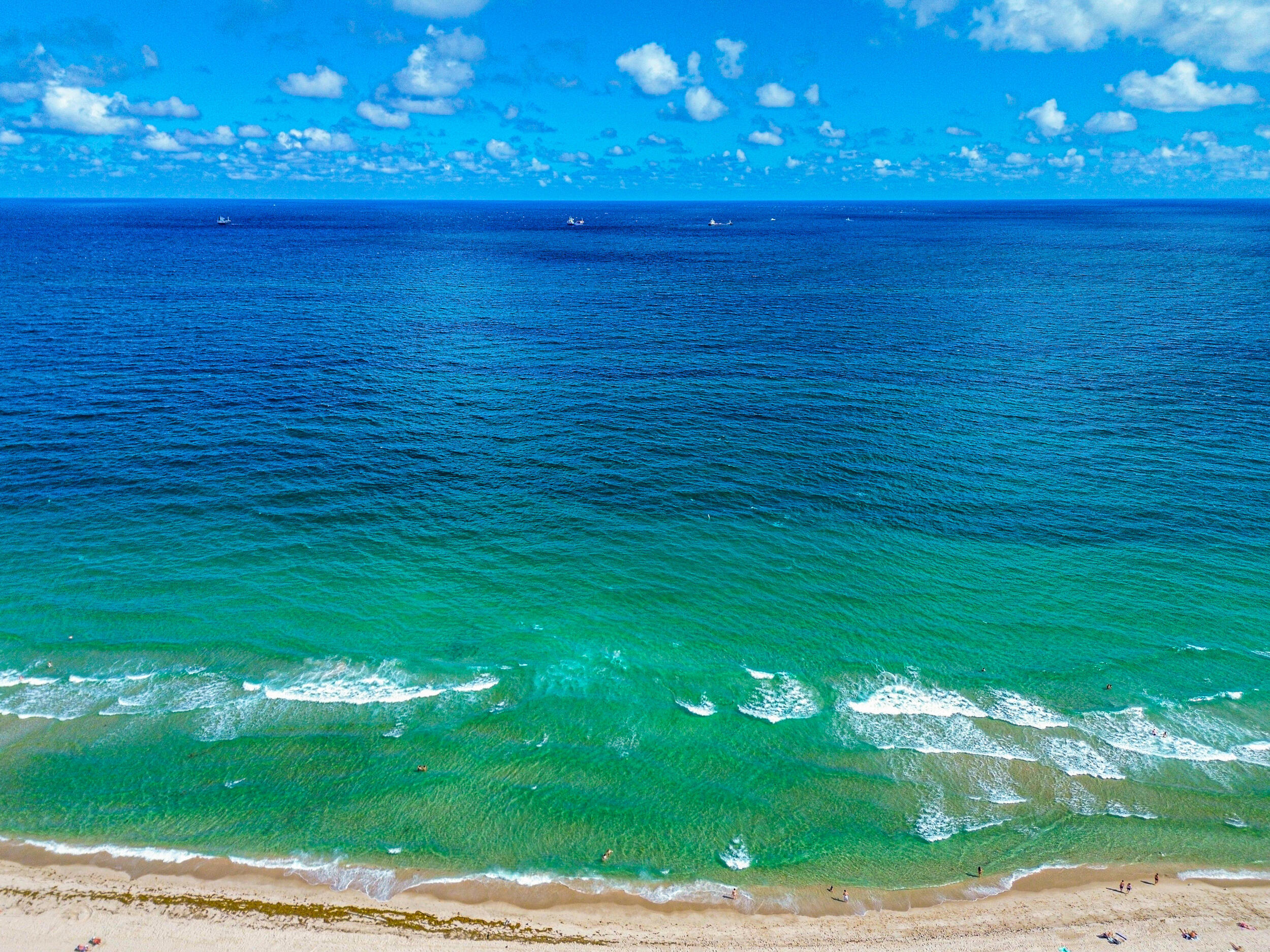 LEISURE BEACH CONDO - Residential