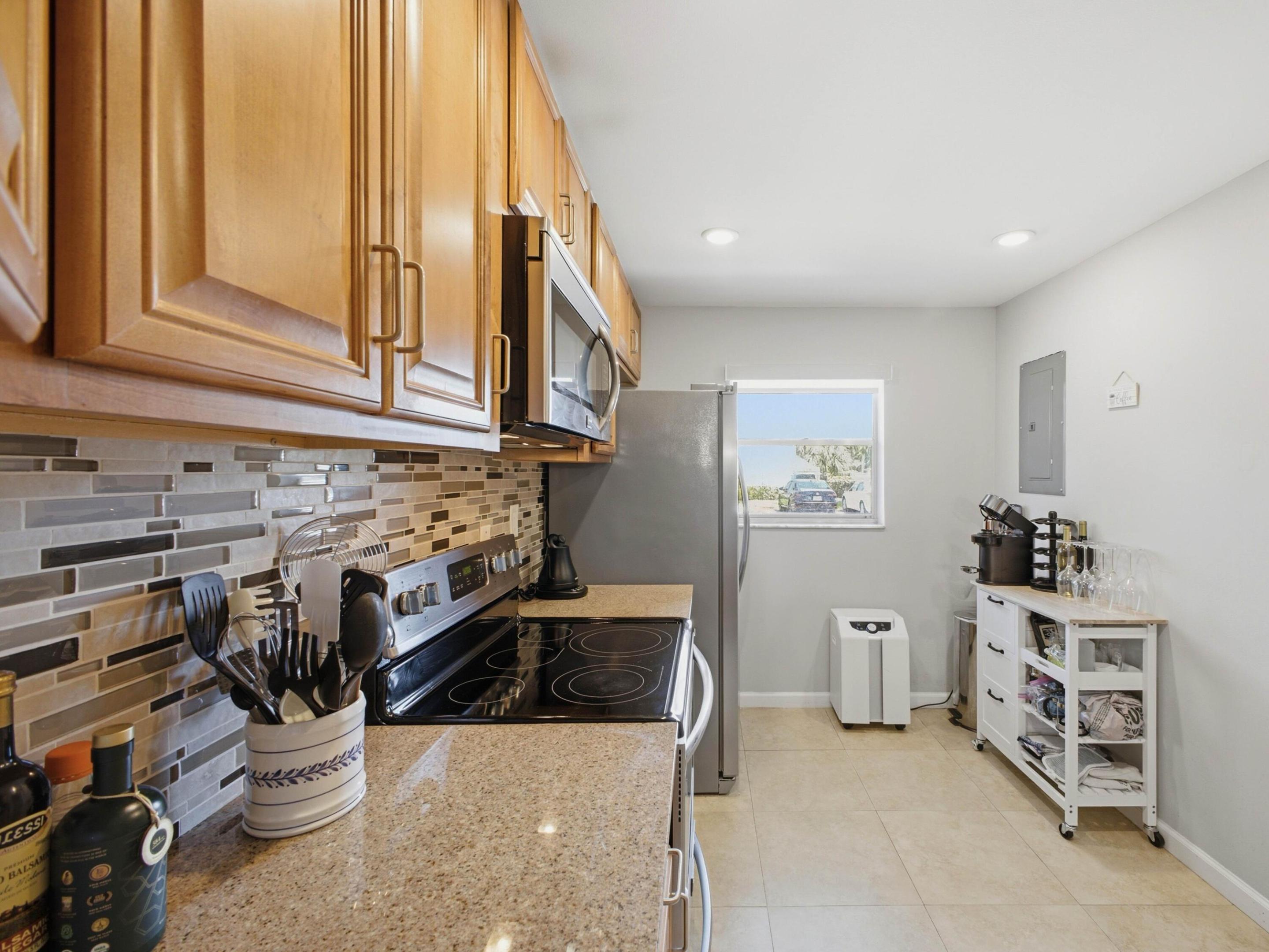 SABAL PINE SOUTH CONDO - Residential