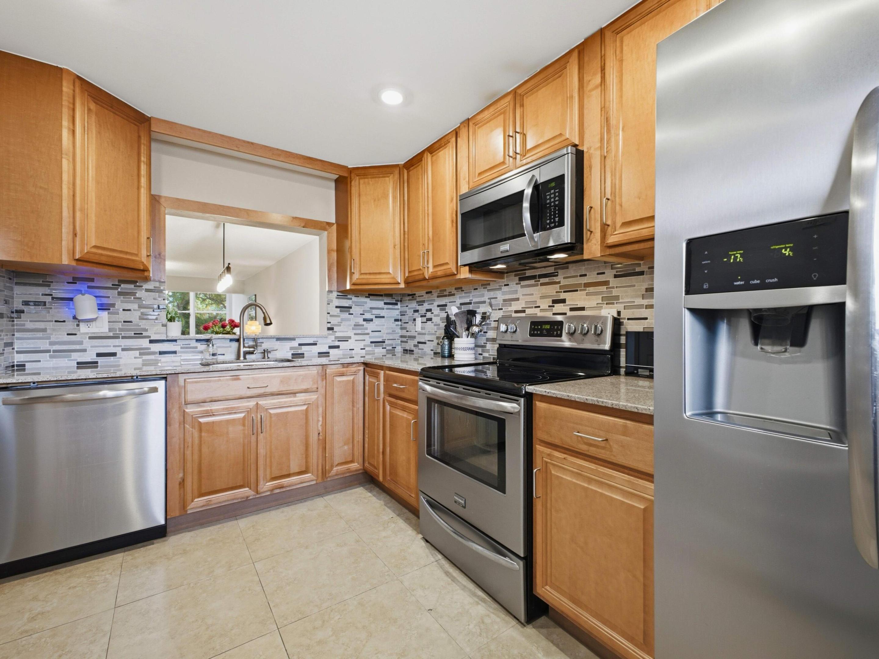 SABAL PINE SOUTH CONDO - Residential