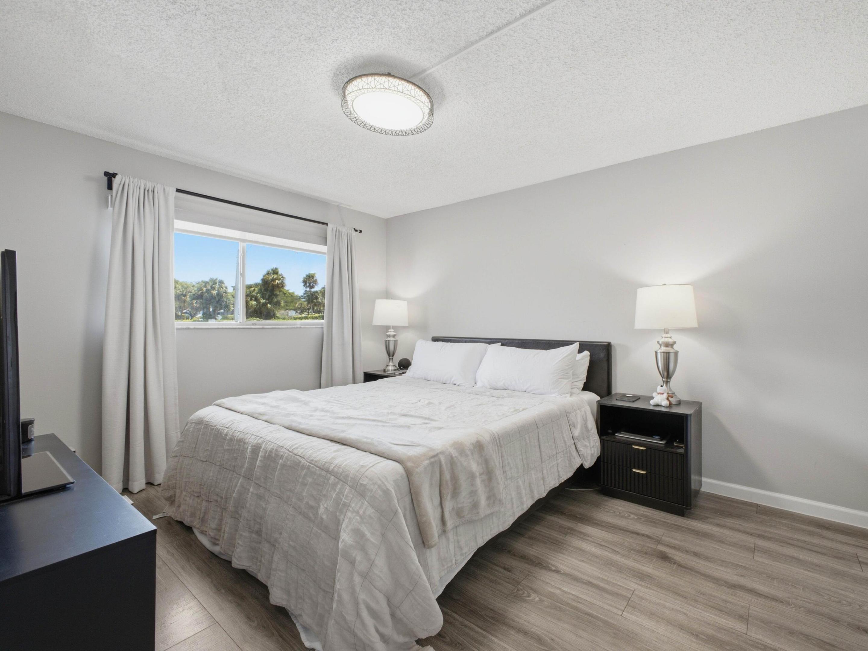 SABAL PINE SOUTH CONDO - Residential