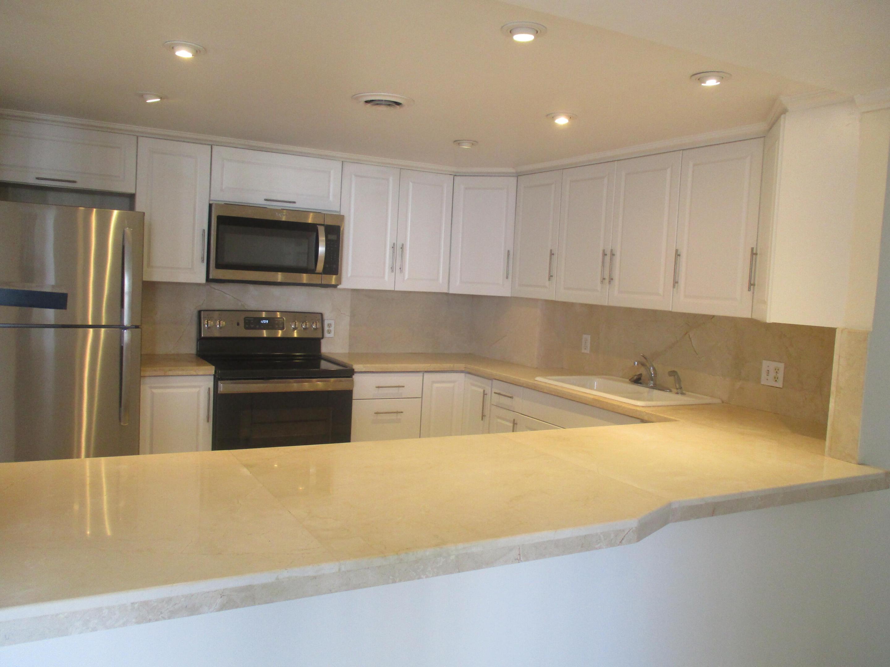 ADMIRALS PORT CONDO WEST BLDG - Residential Lease
