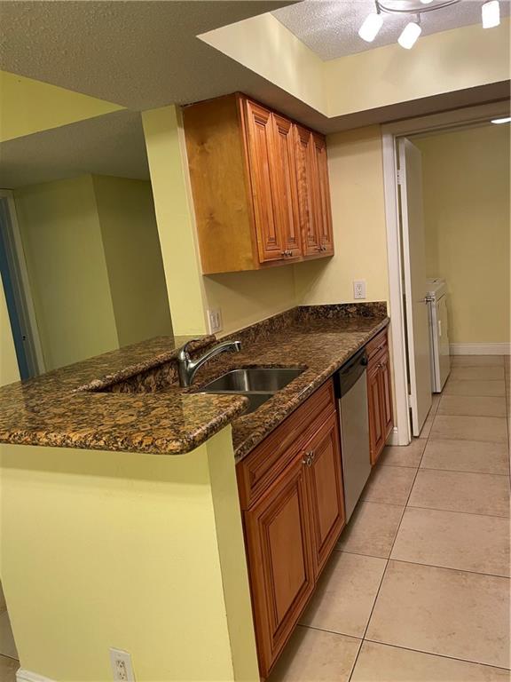 SUNVISTA GARDENS - Residential