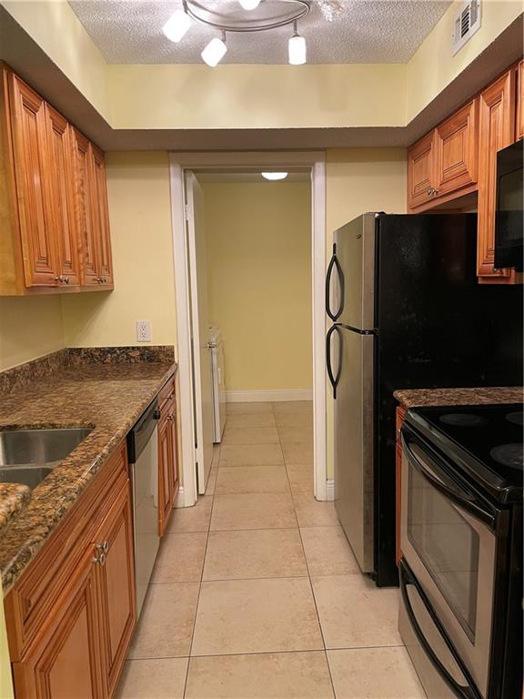 SUNVISTA GARDENS - Residential