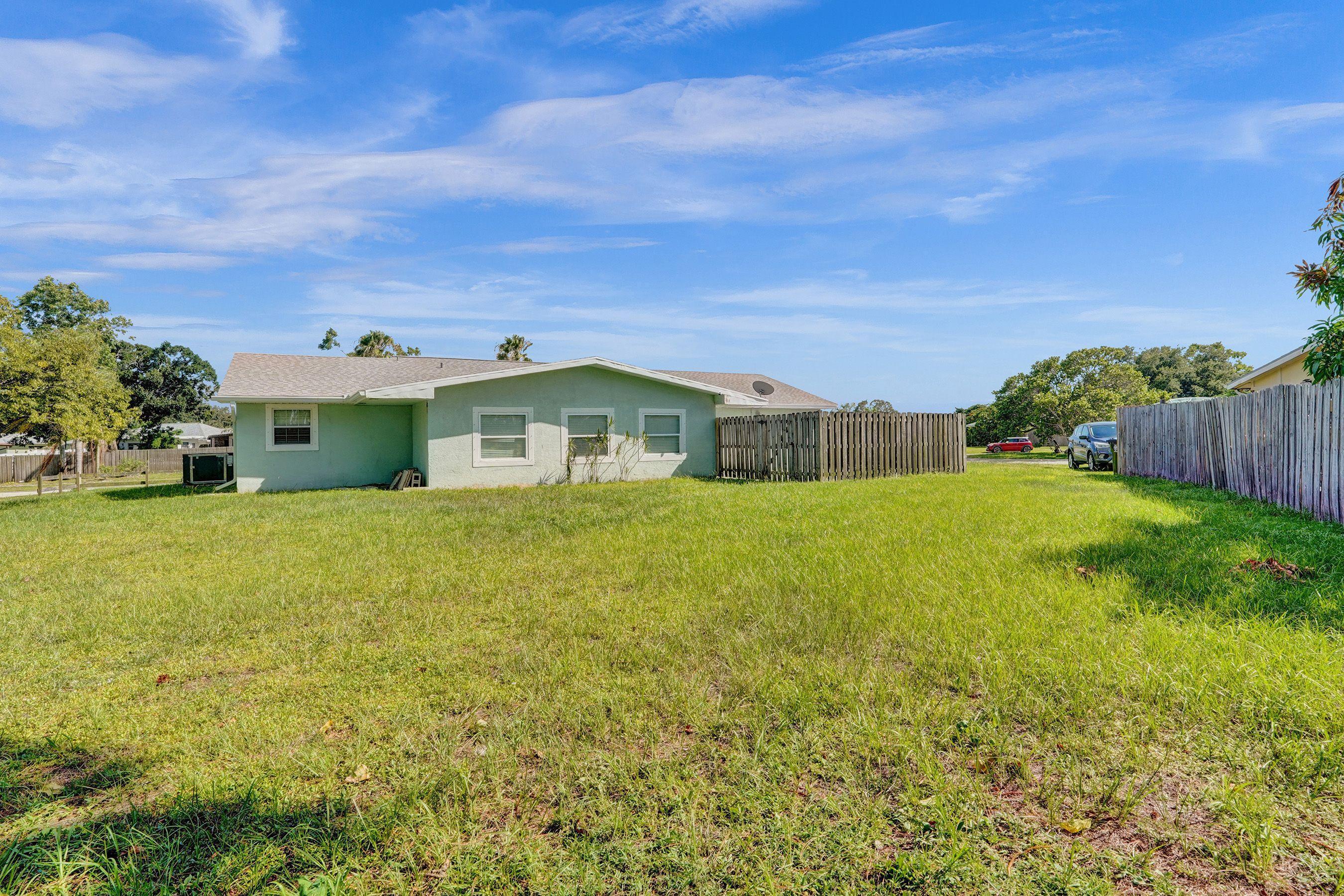 PORT ST LUCIE FLORESTA PINES UNIT 2 - Residential Income