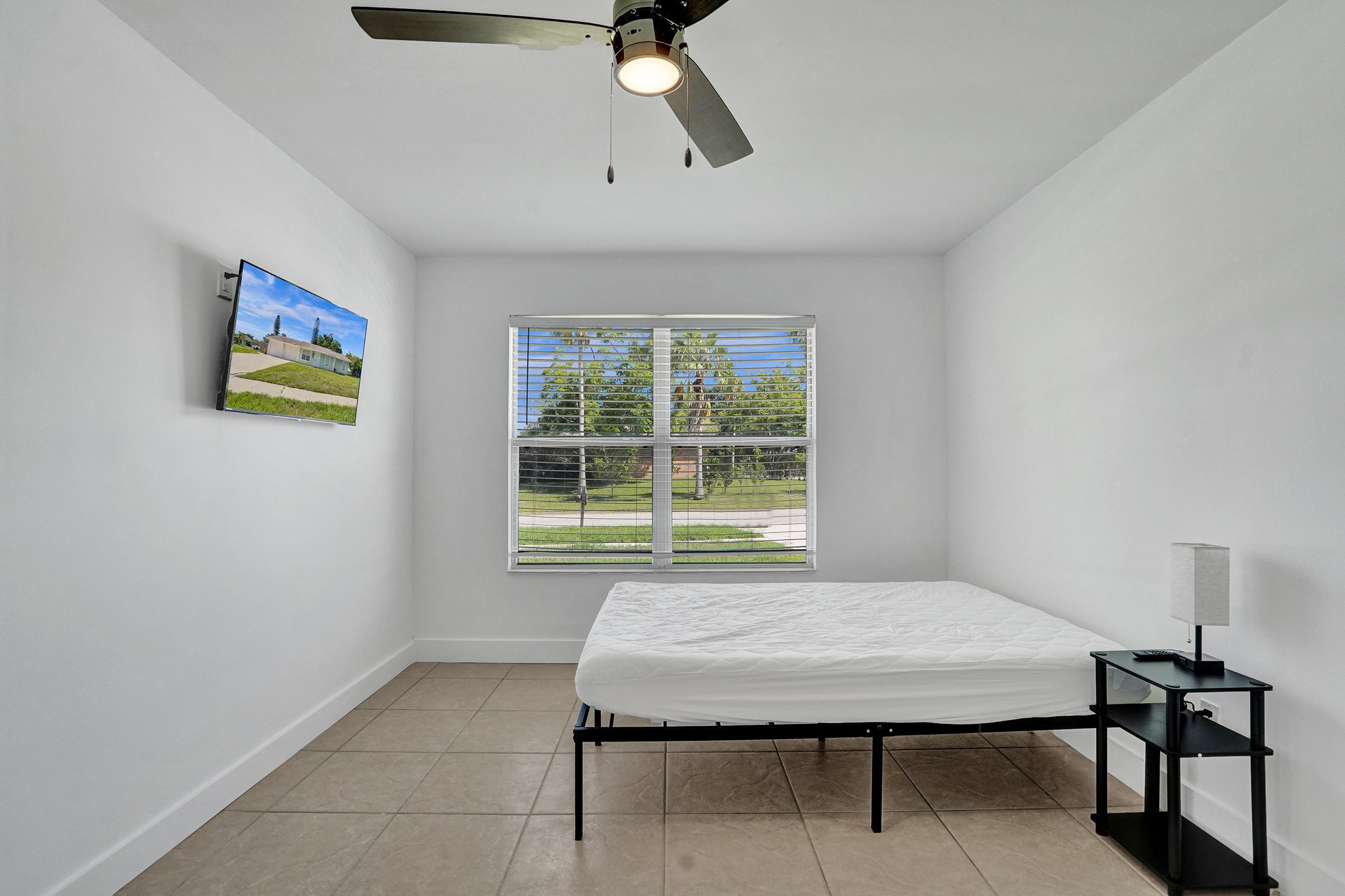 PORT ST LUCIE FLORESTA PINES UNIT 2 - Residential Income