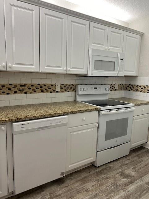 CORAL SPRINGS ESTATE TOWNHOMES - Residential Lease
