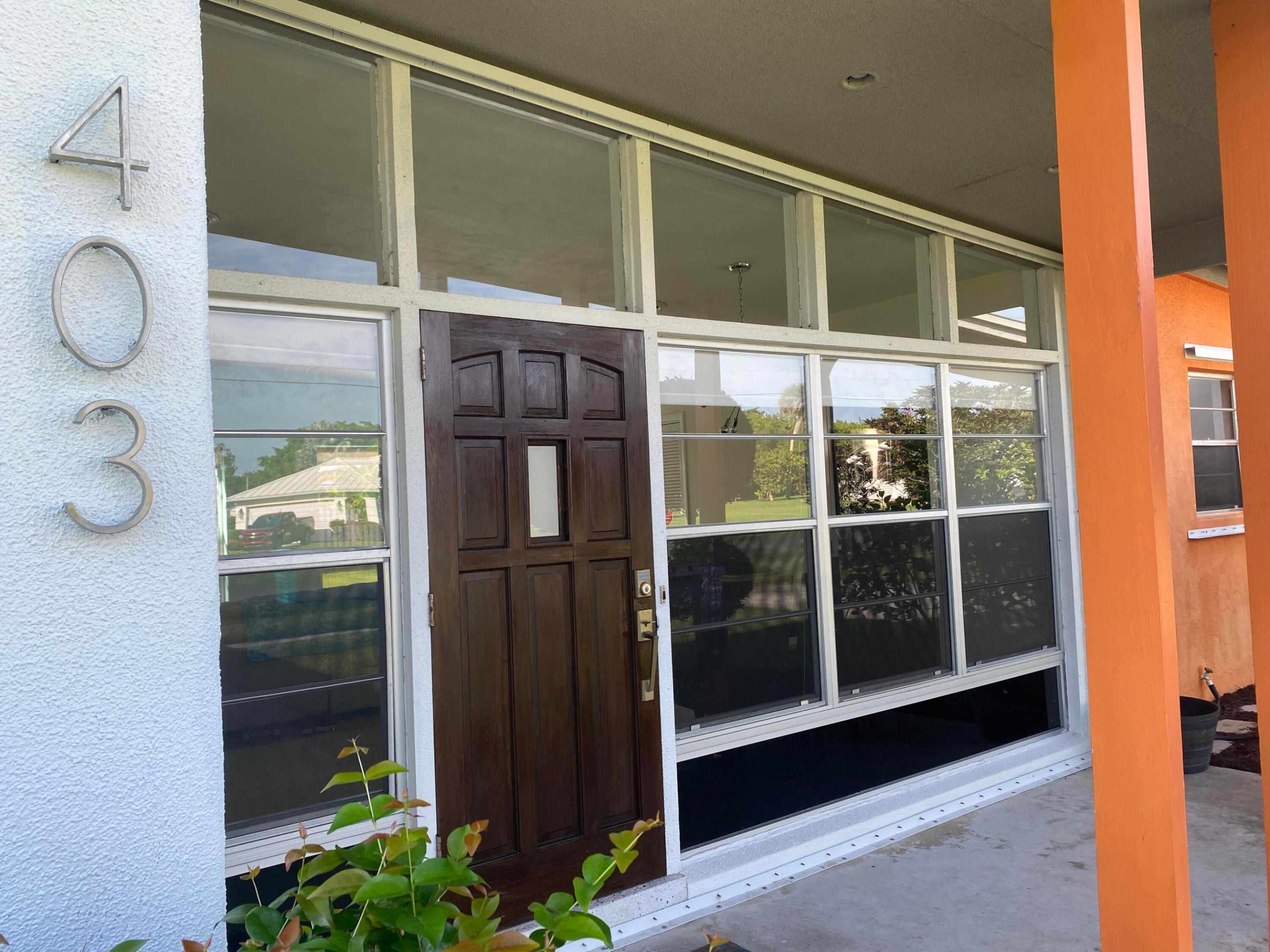 VERO SHORES UNIT 1 - Residential