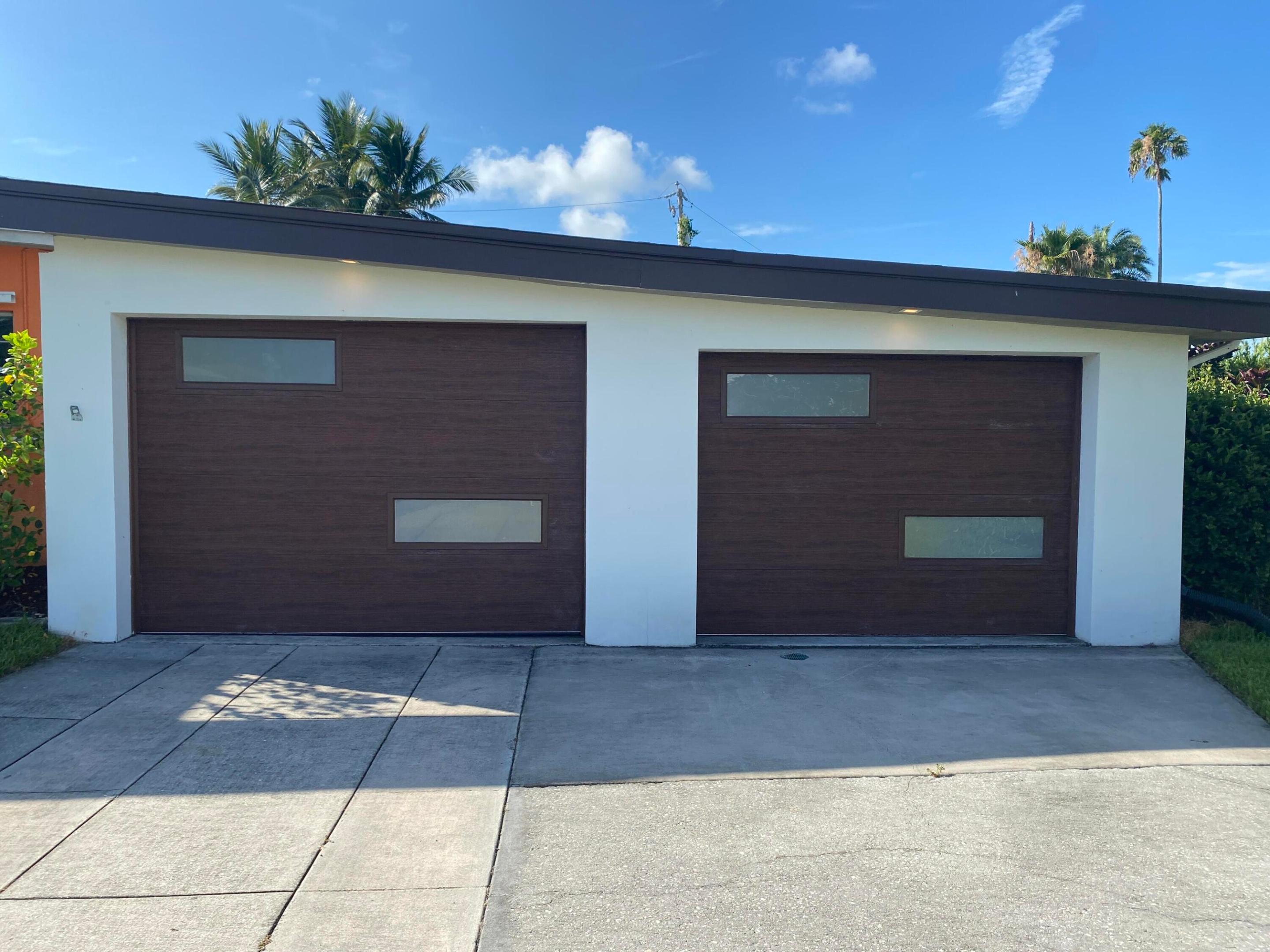 VERO SHORES UNIT 1 - Residential
