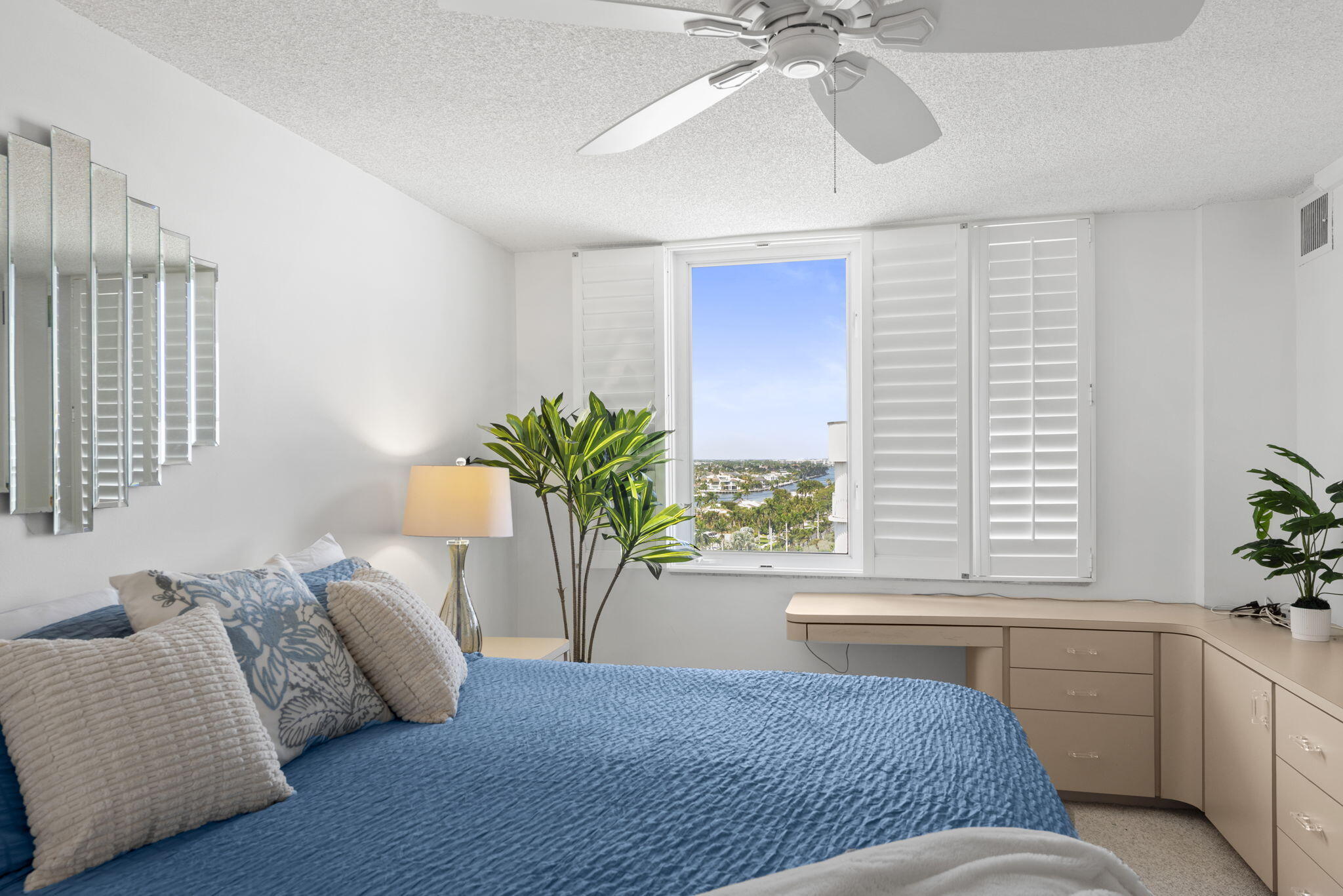 AMBASSADORS V NORTH CONDO - Residential