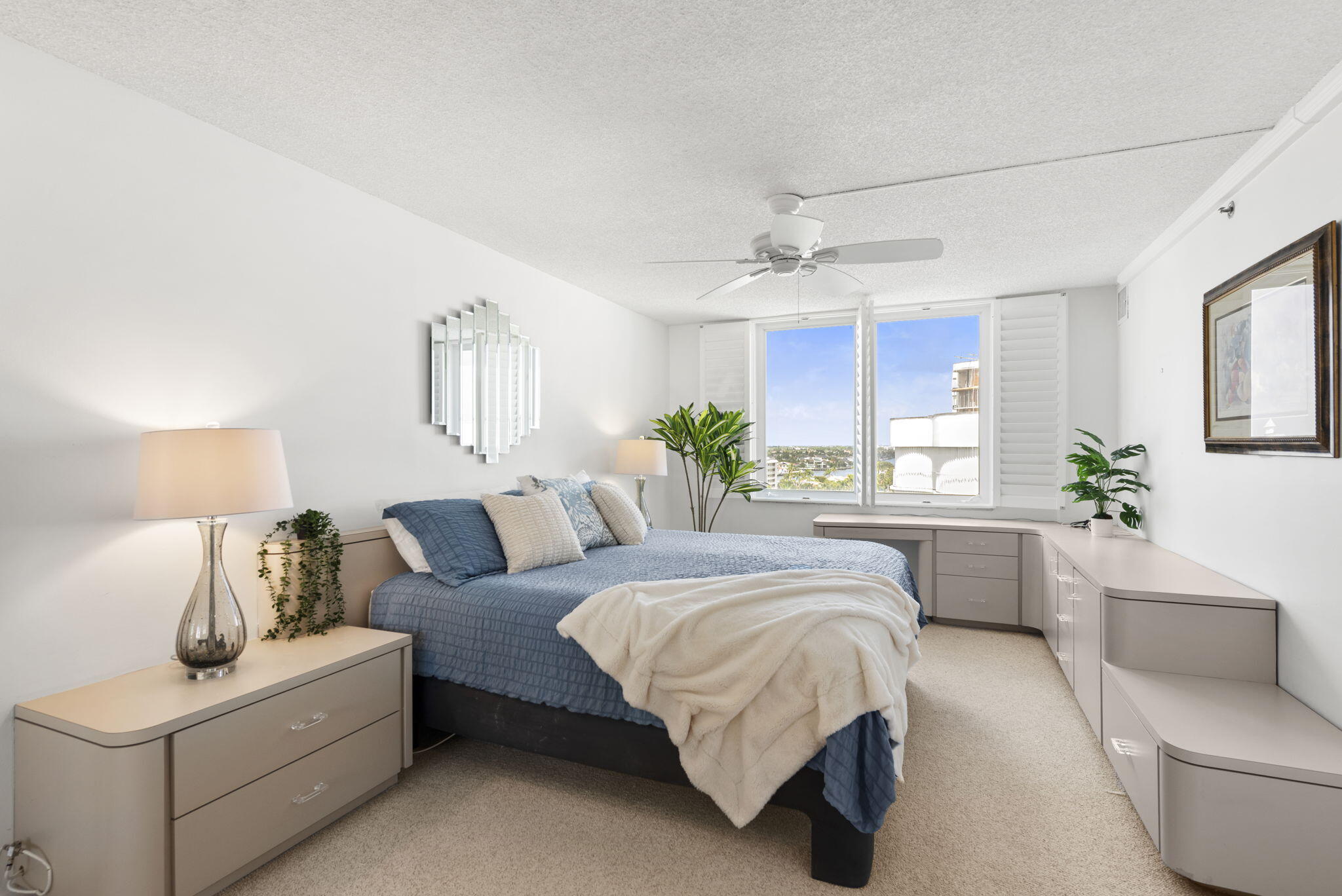 AMBASSADORS V NORTH CONDO - Residential