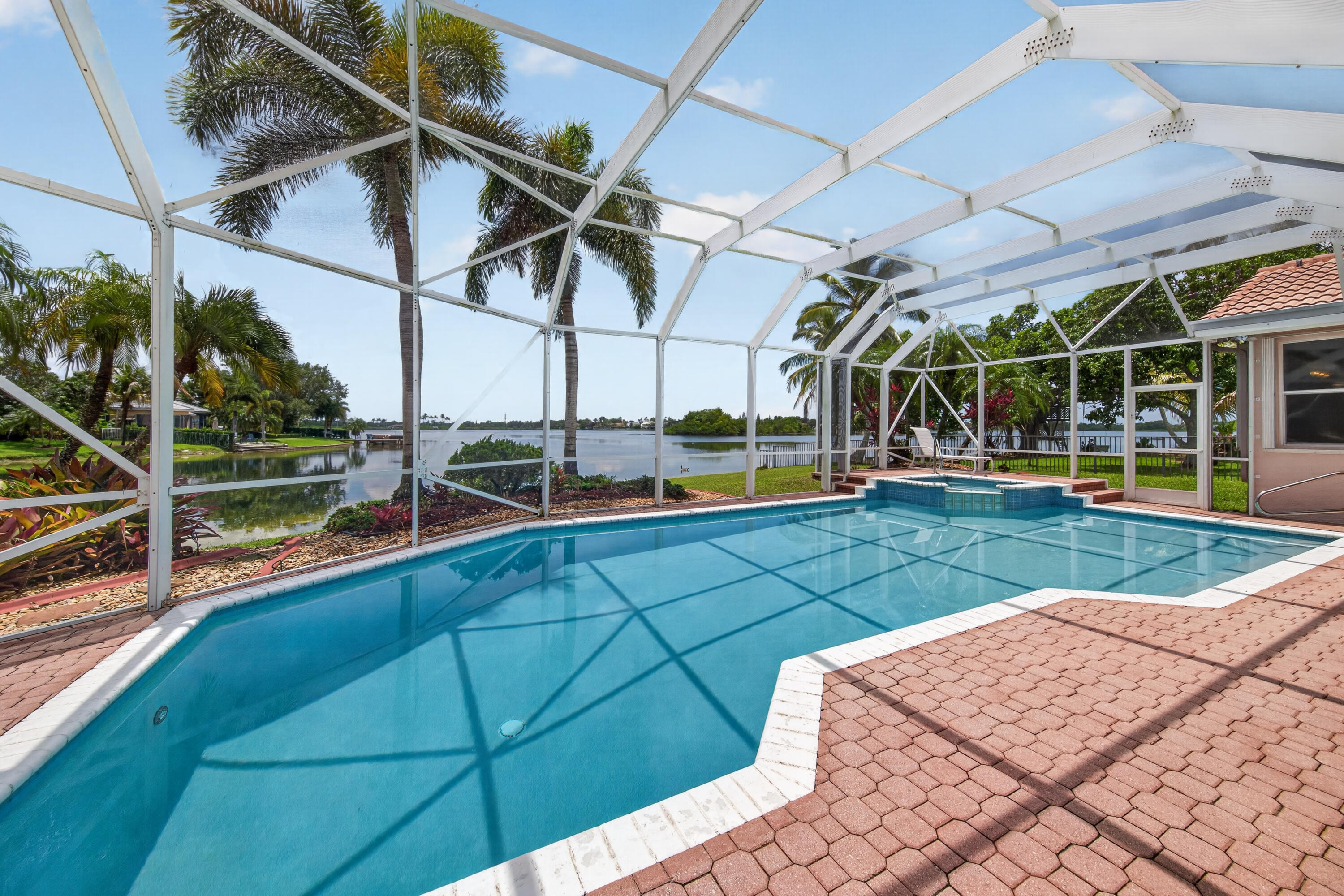 SILVER LAKES AT PEMBROKE - Residential