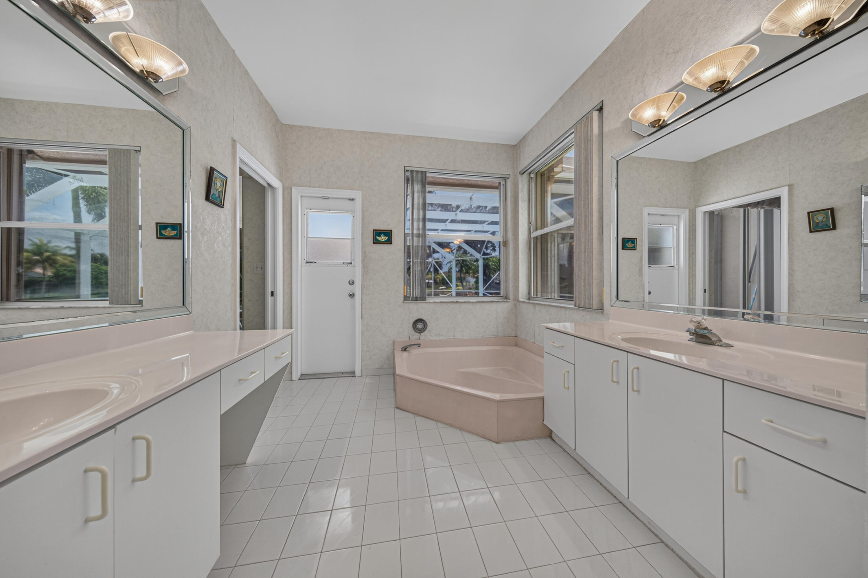 SILVER LAKES AT PEMBROKE - Residential
