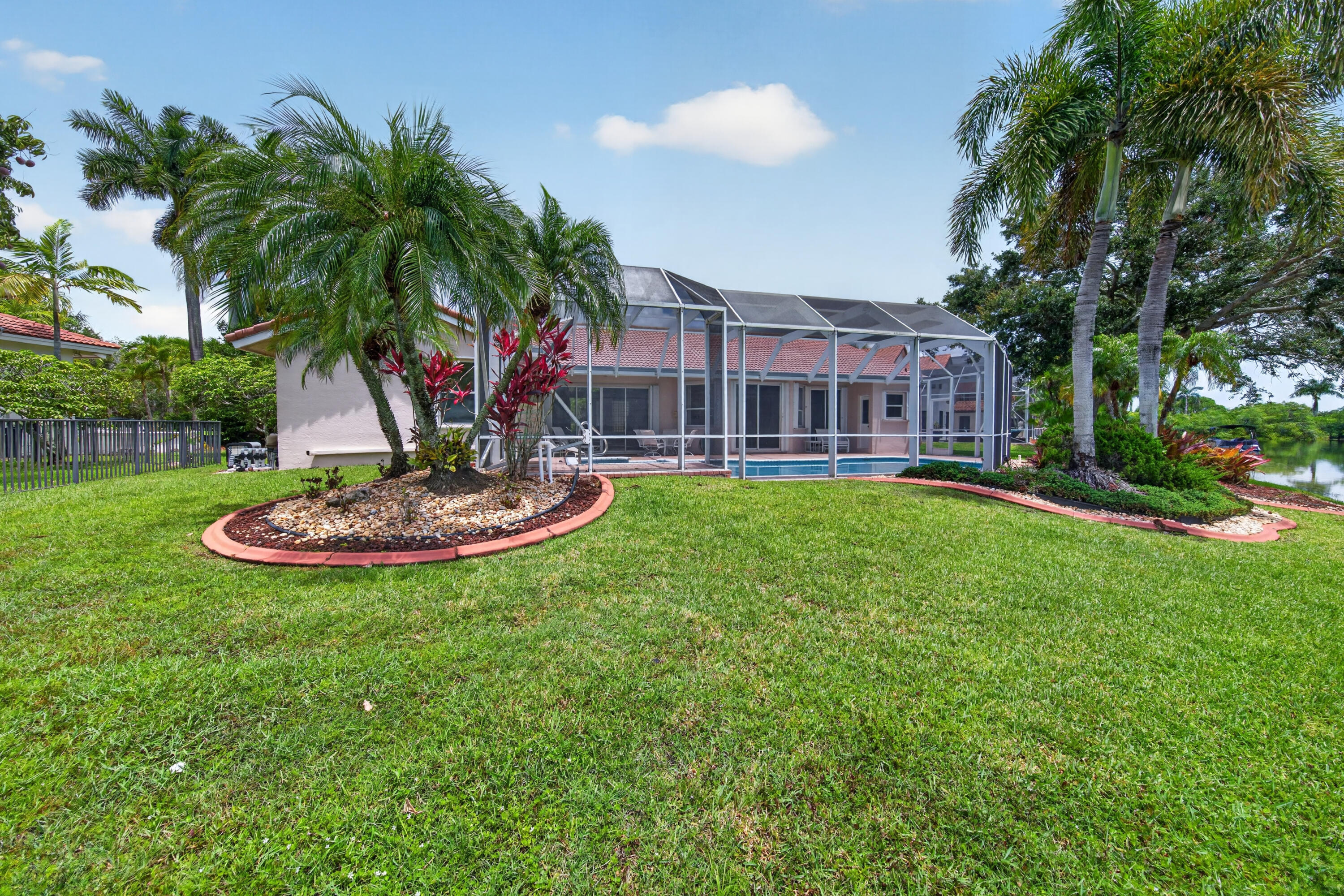 SILVER LAKES AT PEMBROKE - Residential