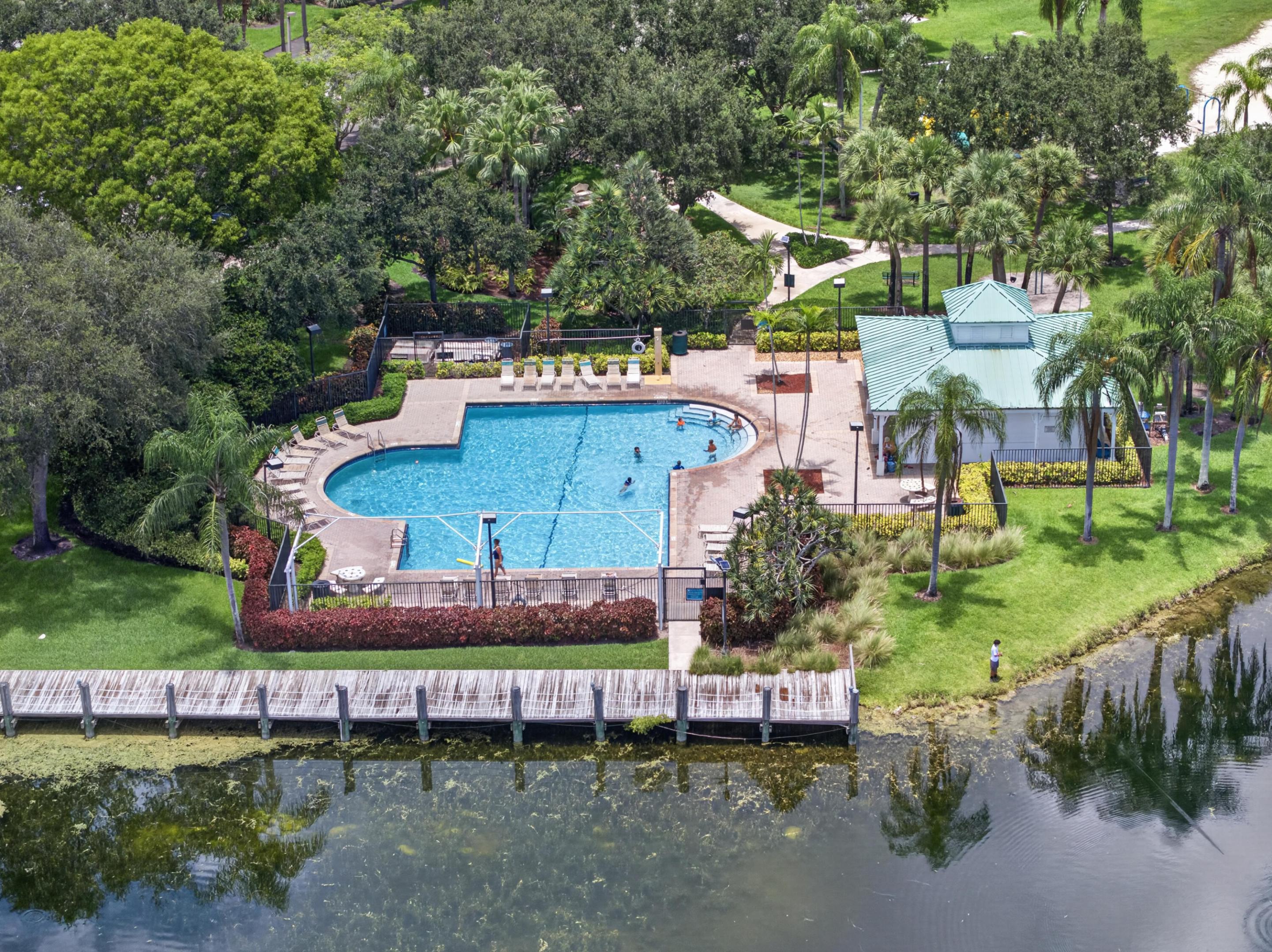 SILVER LAKES AT PEMBROKE - Residential