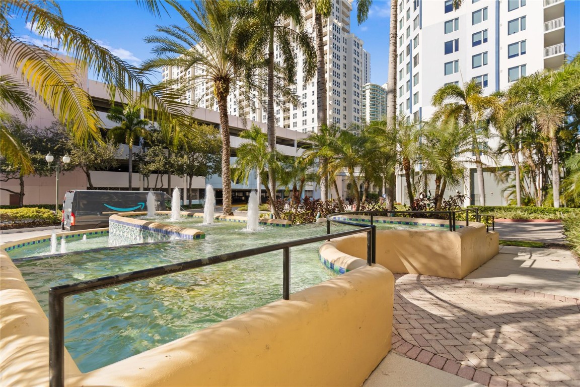 LAS OLAS BY THE RIVER CON - Residential