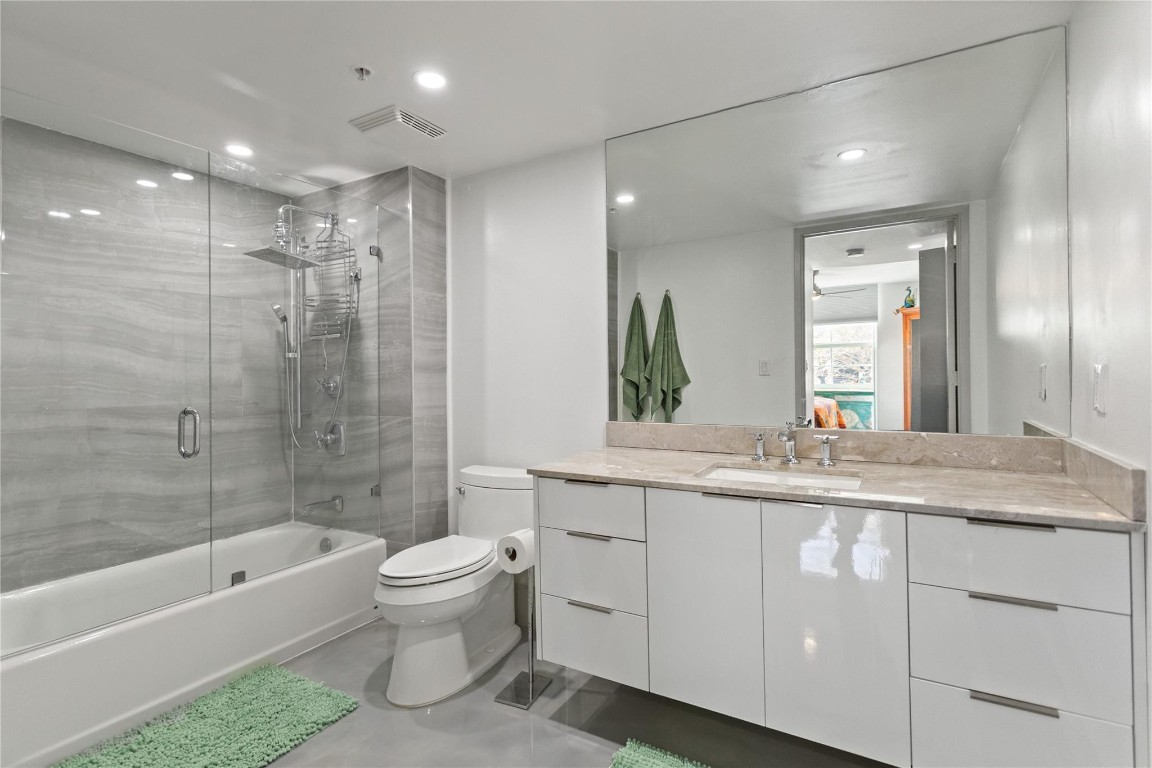 LAS OLAS BY THE RIVER CON - Residential