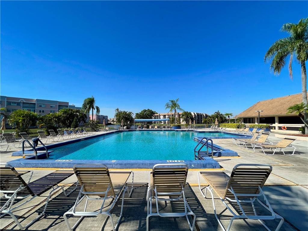 Sunrise Lakes Phase 4 - Residential