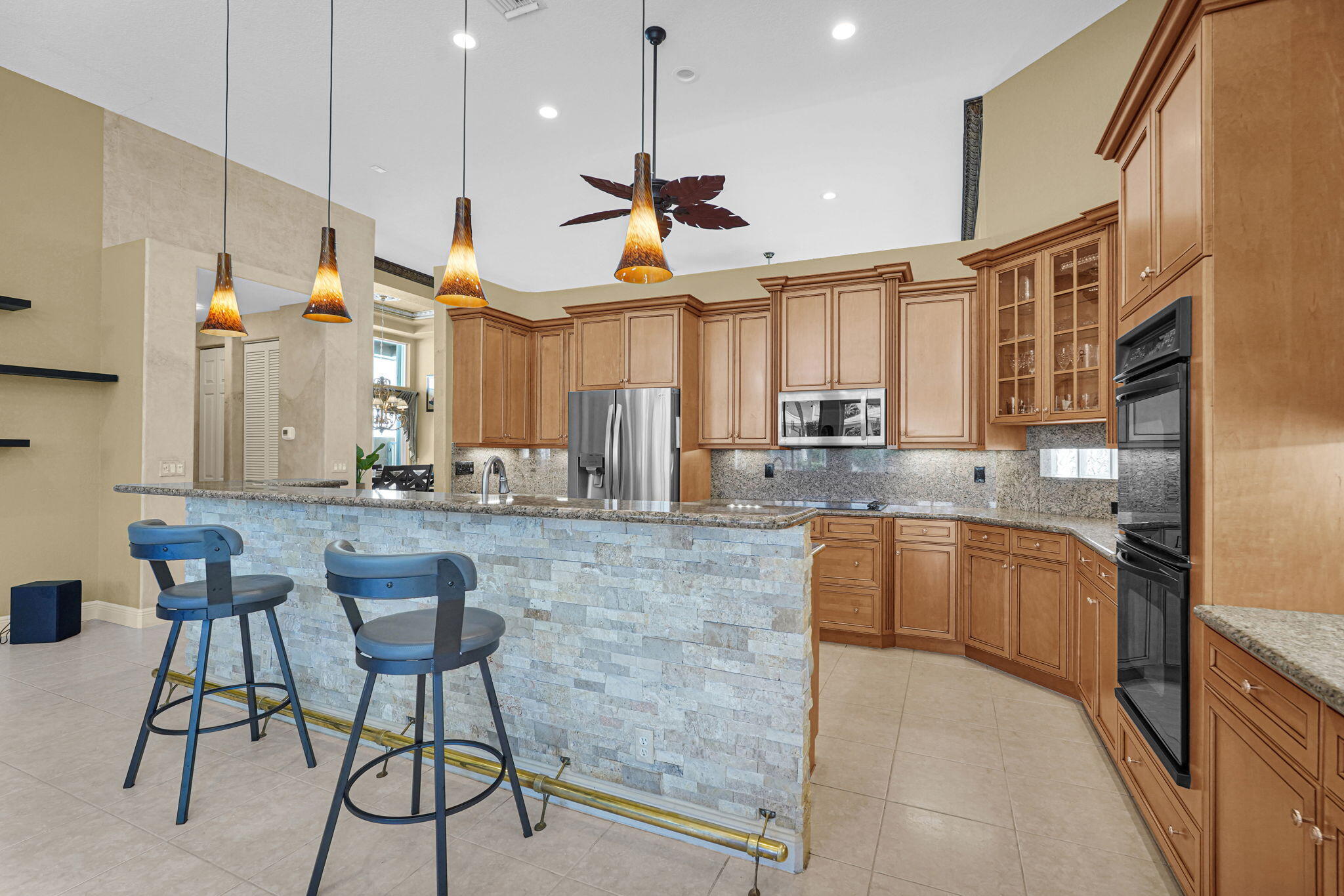 L'Hermitage : HERON BAY THREE - Residential