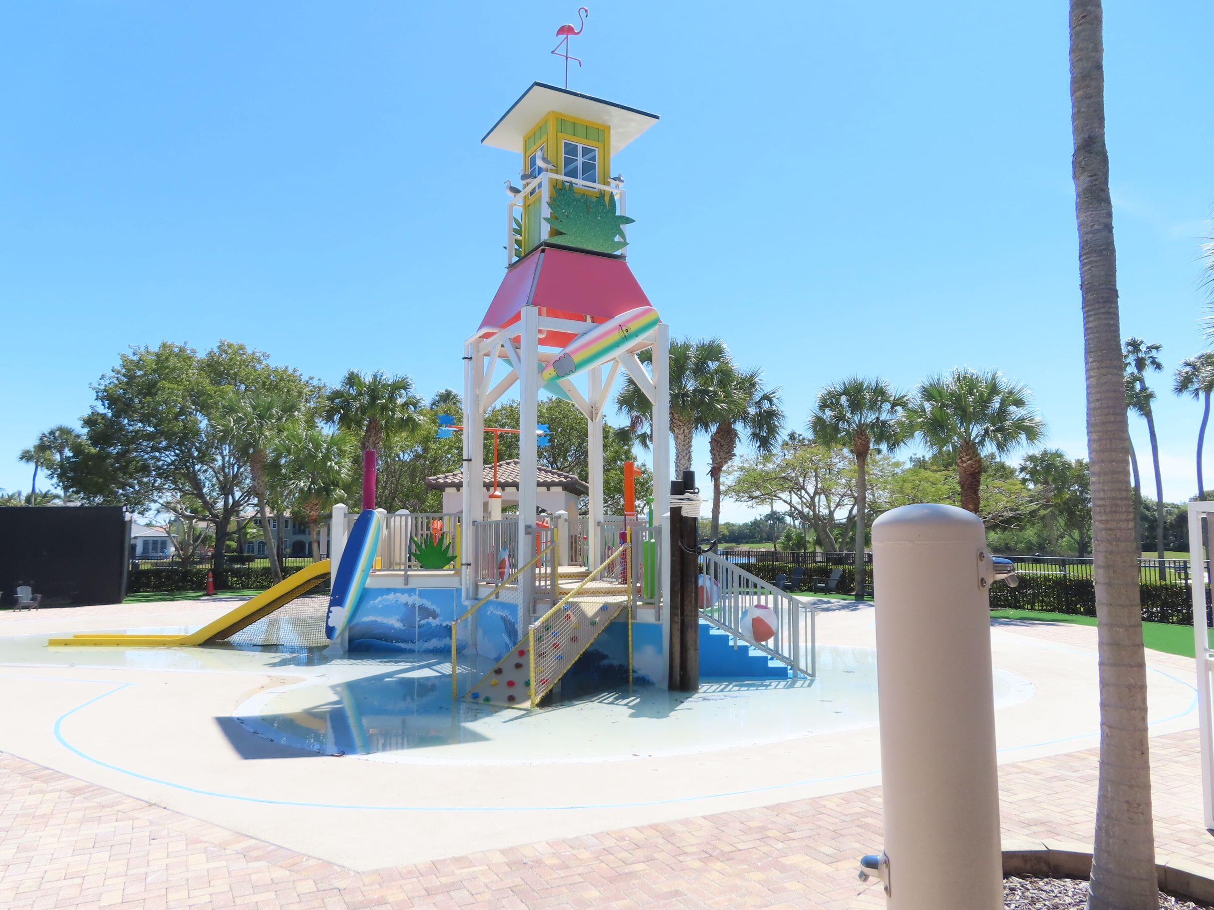 L'Hermitage : HERON BAY THREE - Residential