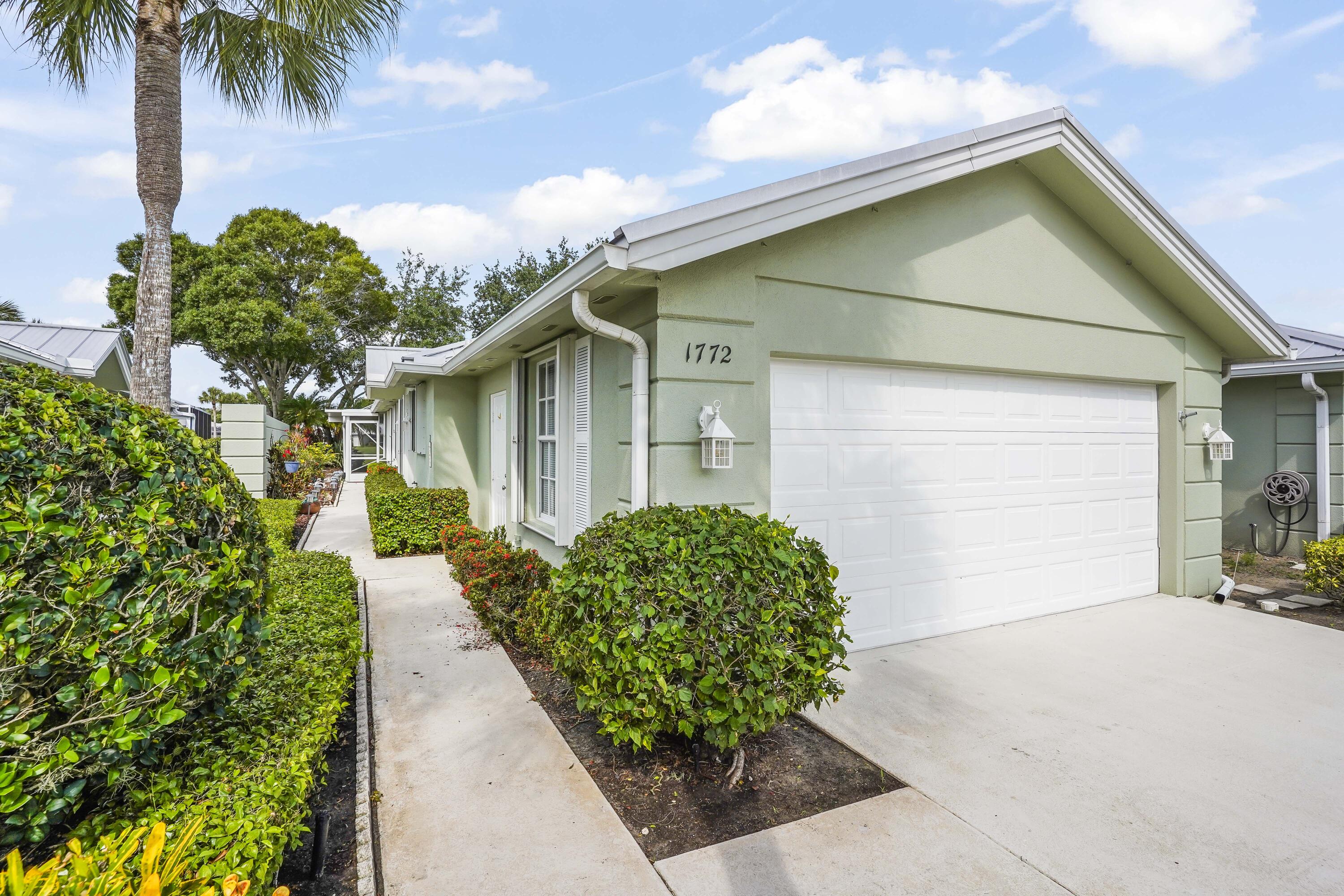 THE MEADOWS AT MARTIN DOWNS - Residential