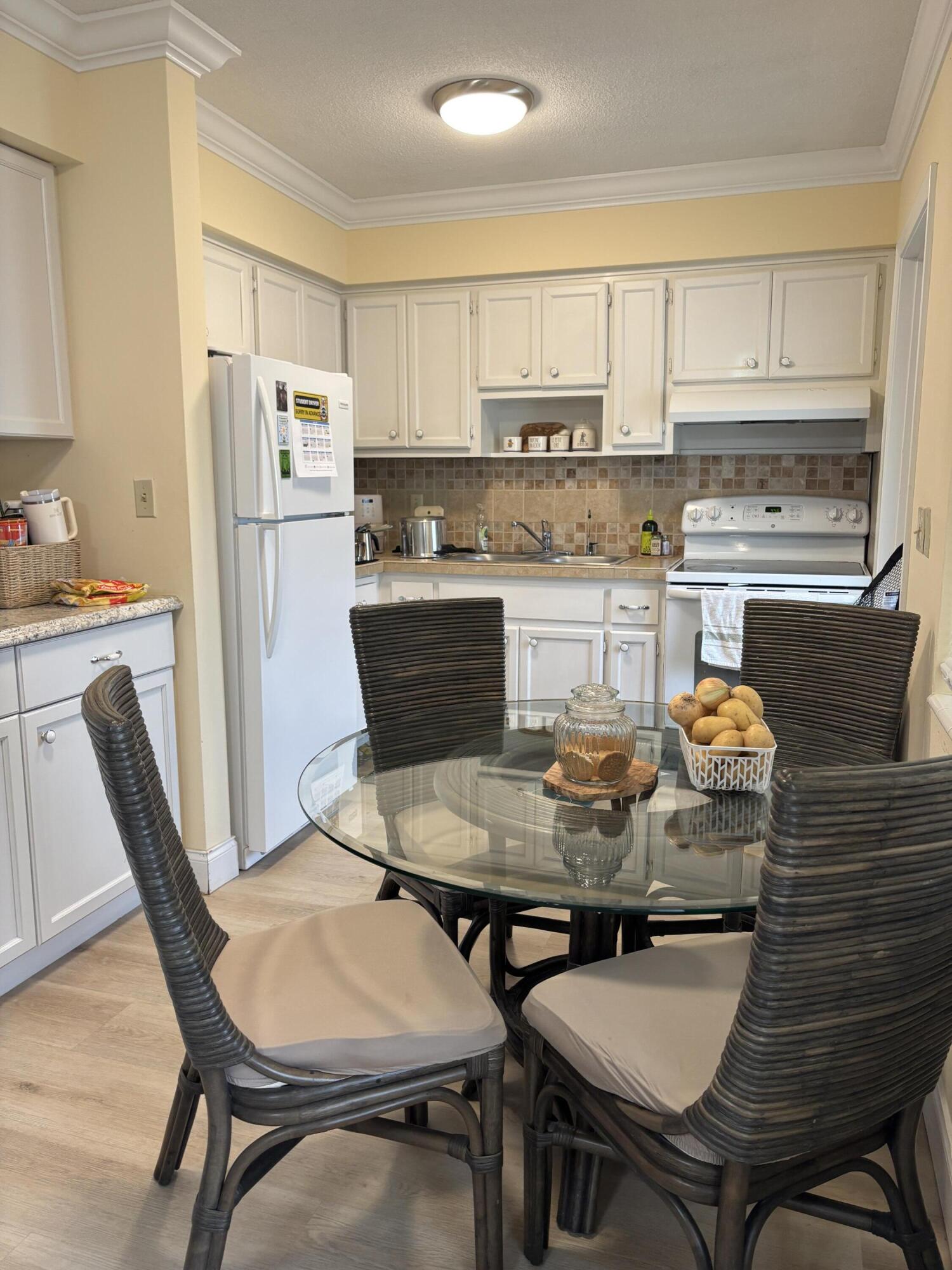 VENETIAN PARK GARDENS CONDO - Residential