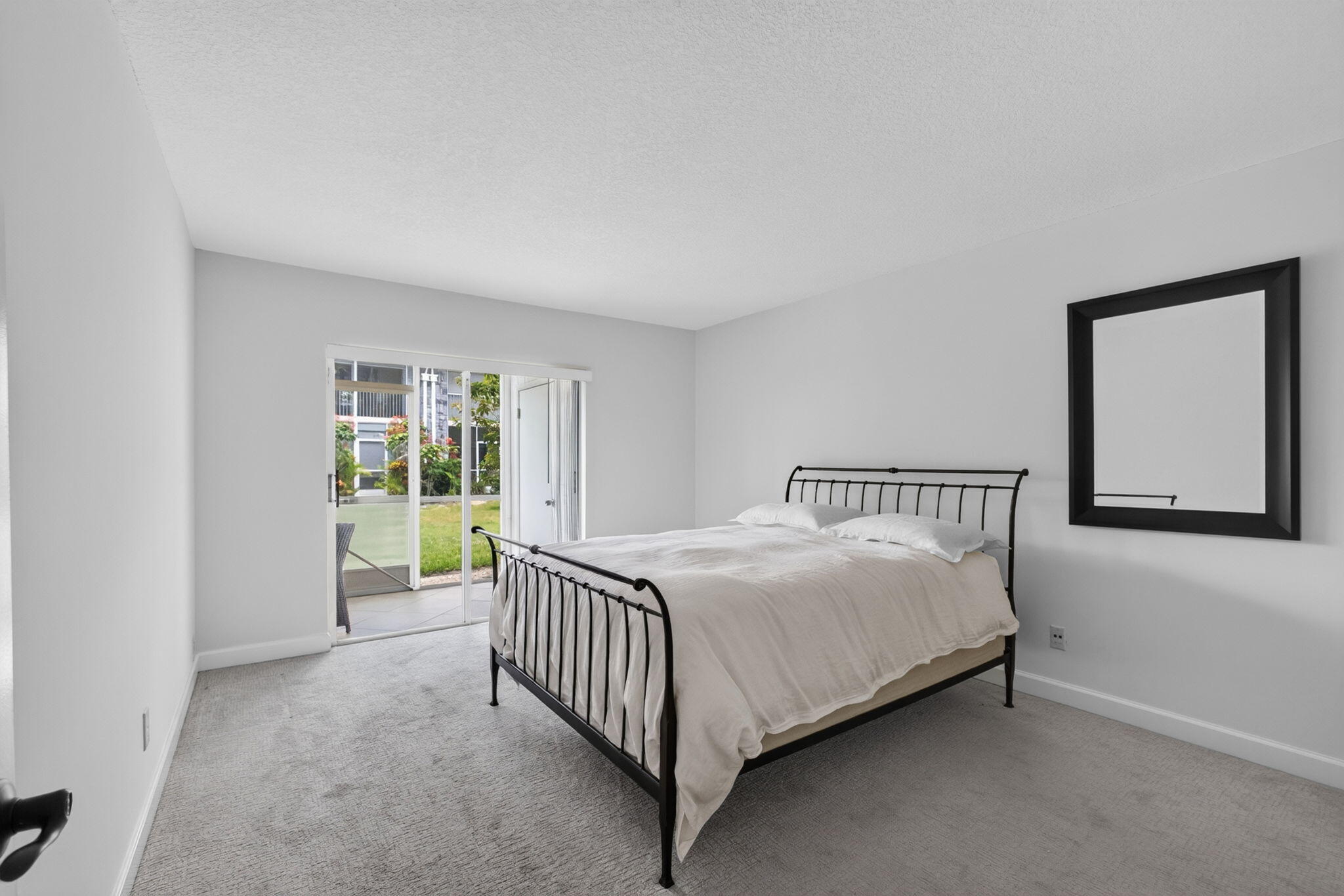 THE LITTLE CLUB CONDO - Residential