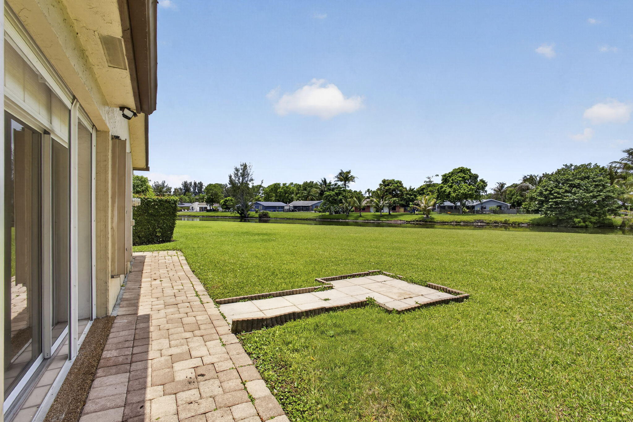 VILLAGE WALK - Residential