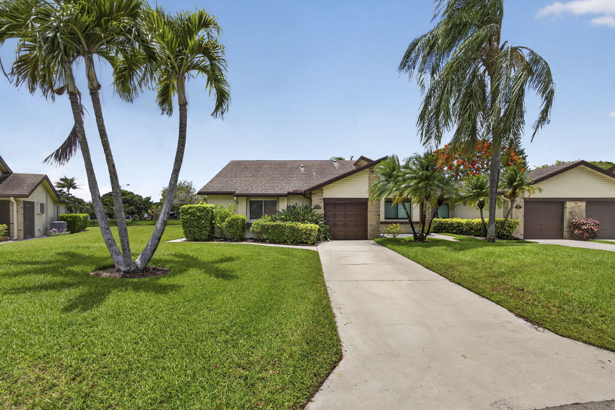 VILLAGE WALK - Residential